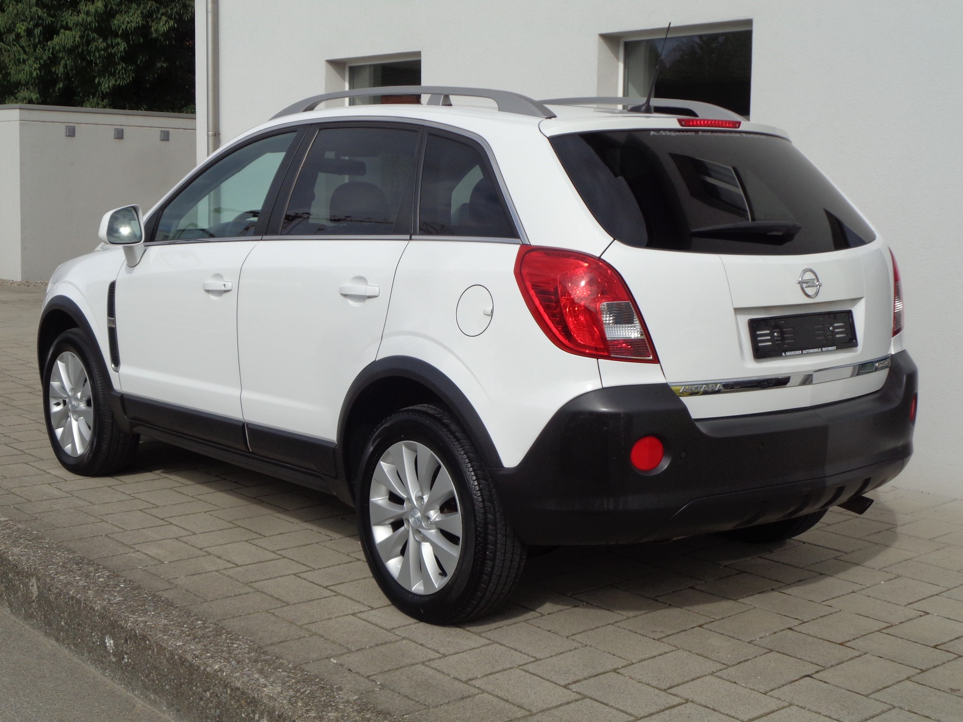 OPEL Antara 2.2 CDTi Cosmo 4WD Automatic-image-4