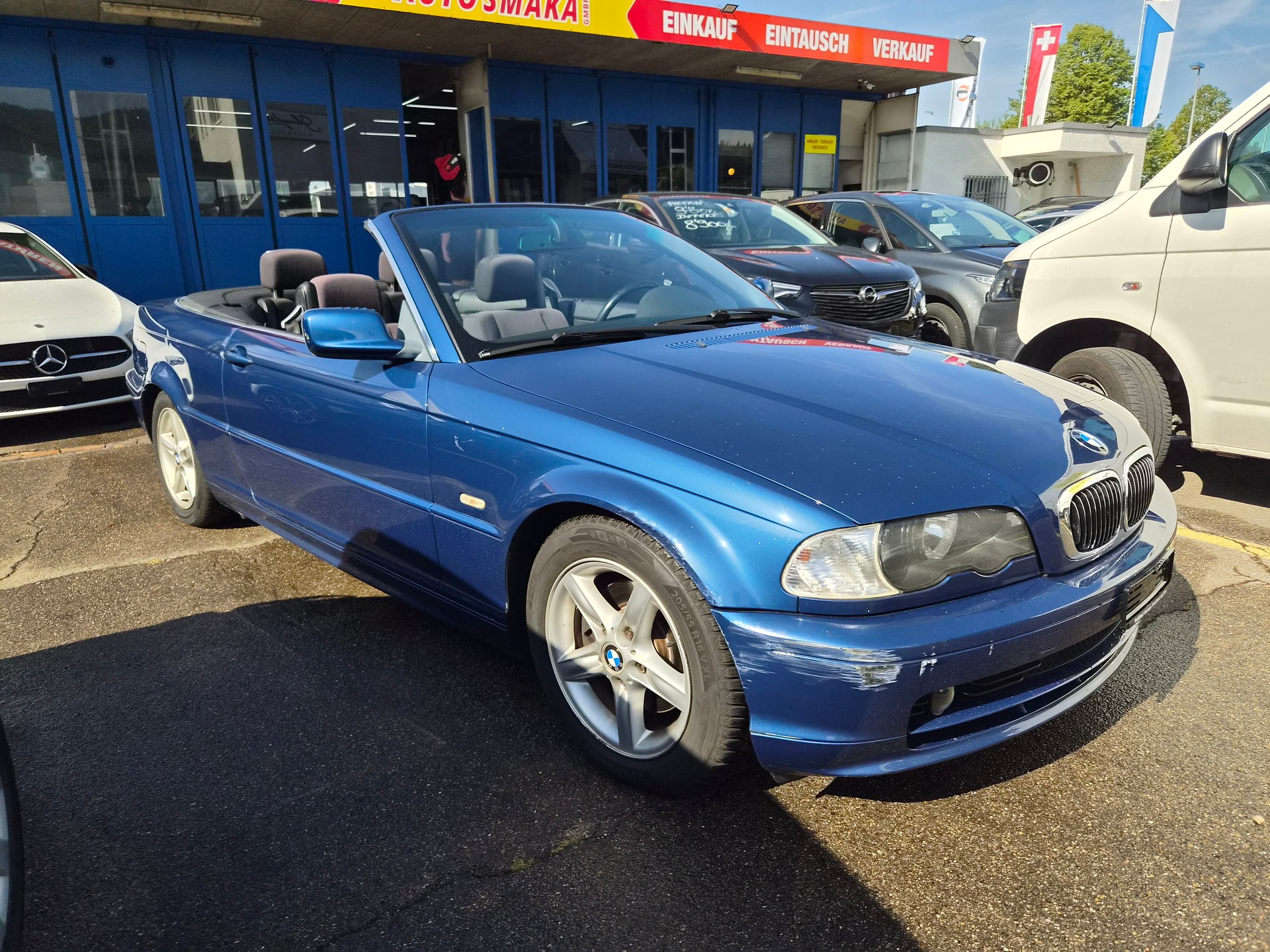 BMW 325Ci Cabriolet-image-7