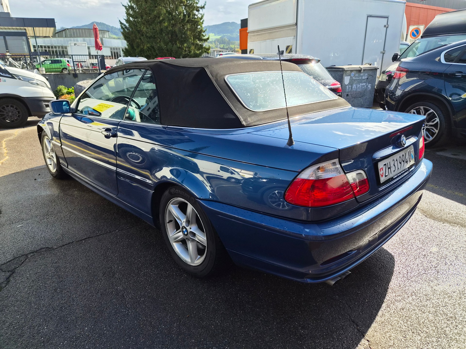 BMW 325Ci Cabriolet-image-4