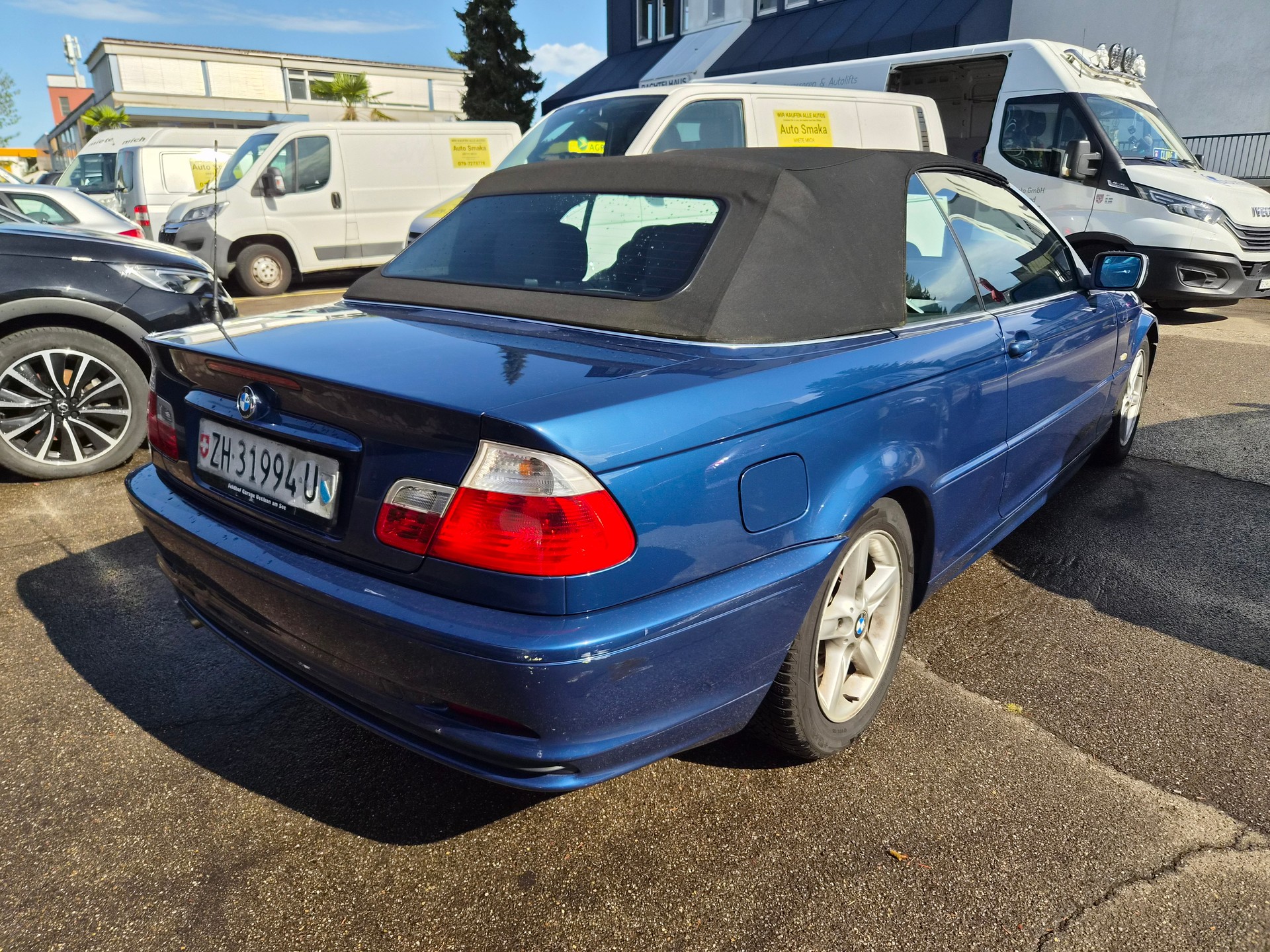 BMW 325Ci Cabriolet-image-6