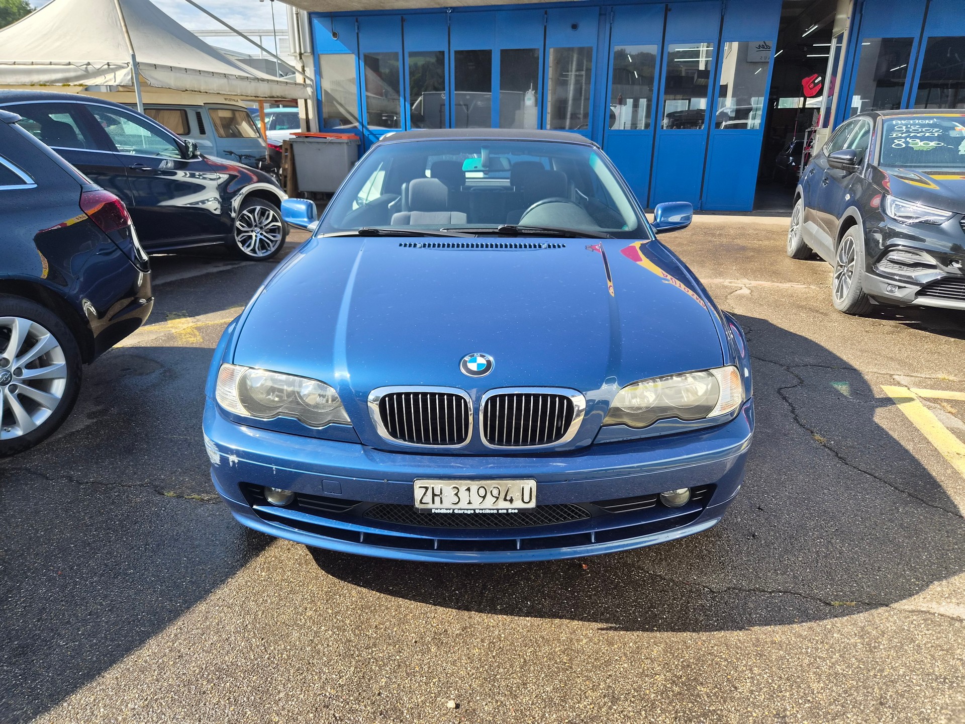 BMW 325Ci Cabriolet-image-1