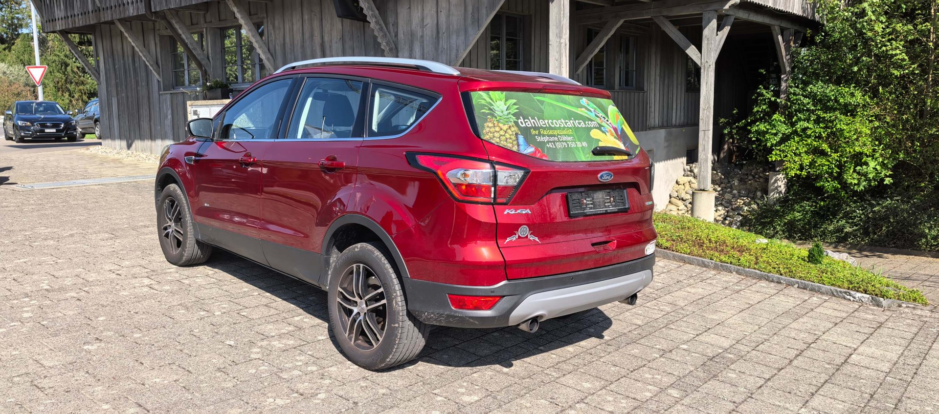 FORD Kuga 1.5 EcoB SCTi Business 4WD Automatic-image-2