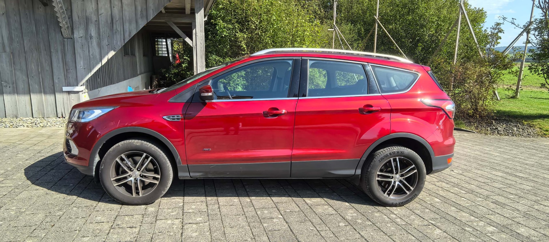 FORD Kuga 1.5 EcoB SCTi Business 4WD Automatic-image-1