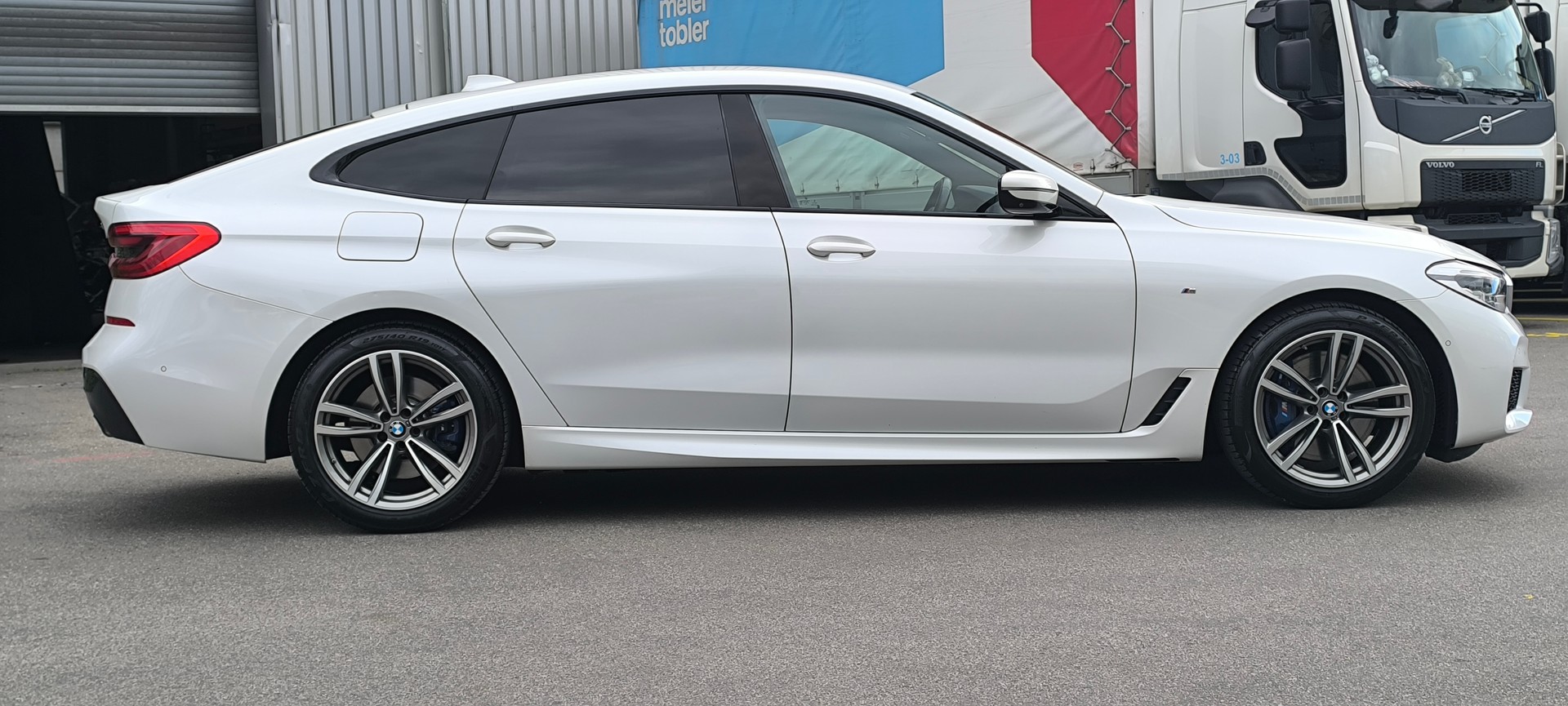 BMW 630d GT xDrive M-Sportpaket Steptronic-image-2