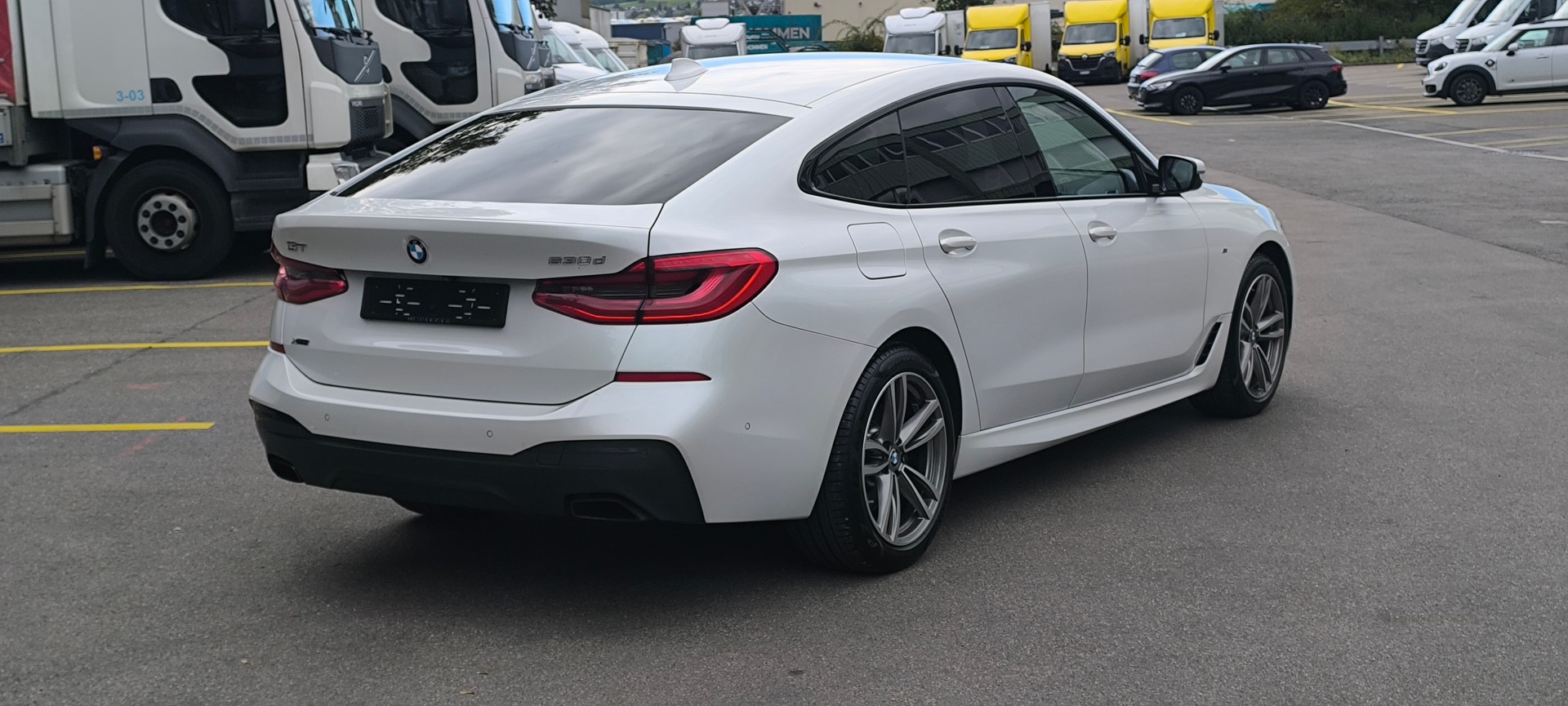 BMW 630d GT xDrive M-Sportpaket Steptronic-image-6