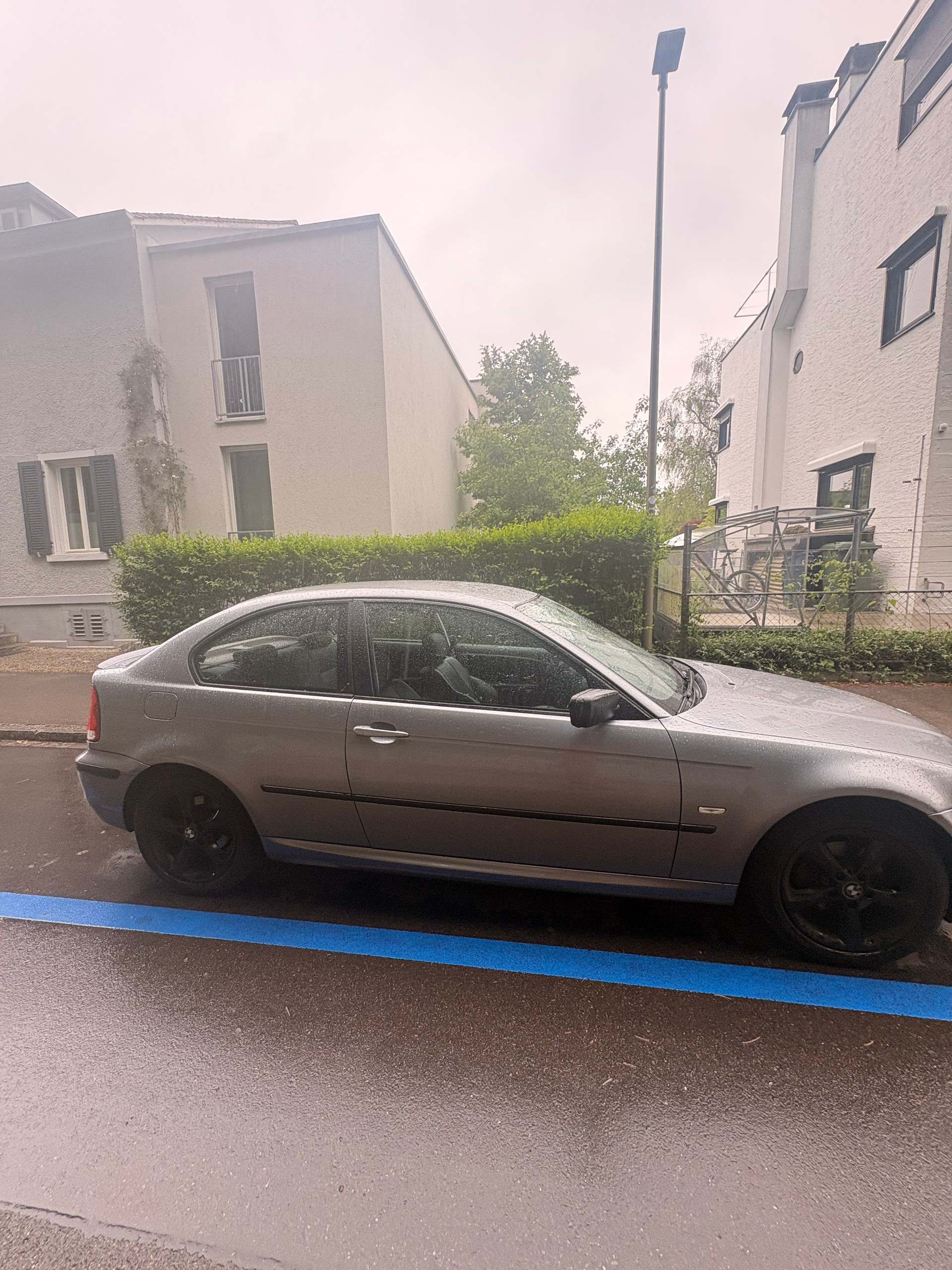 BMW 316ti-image-4