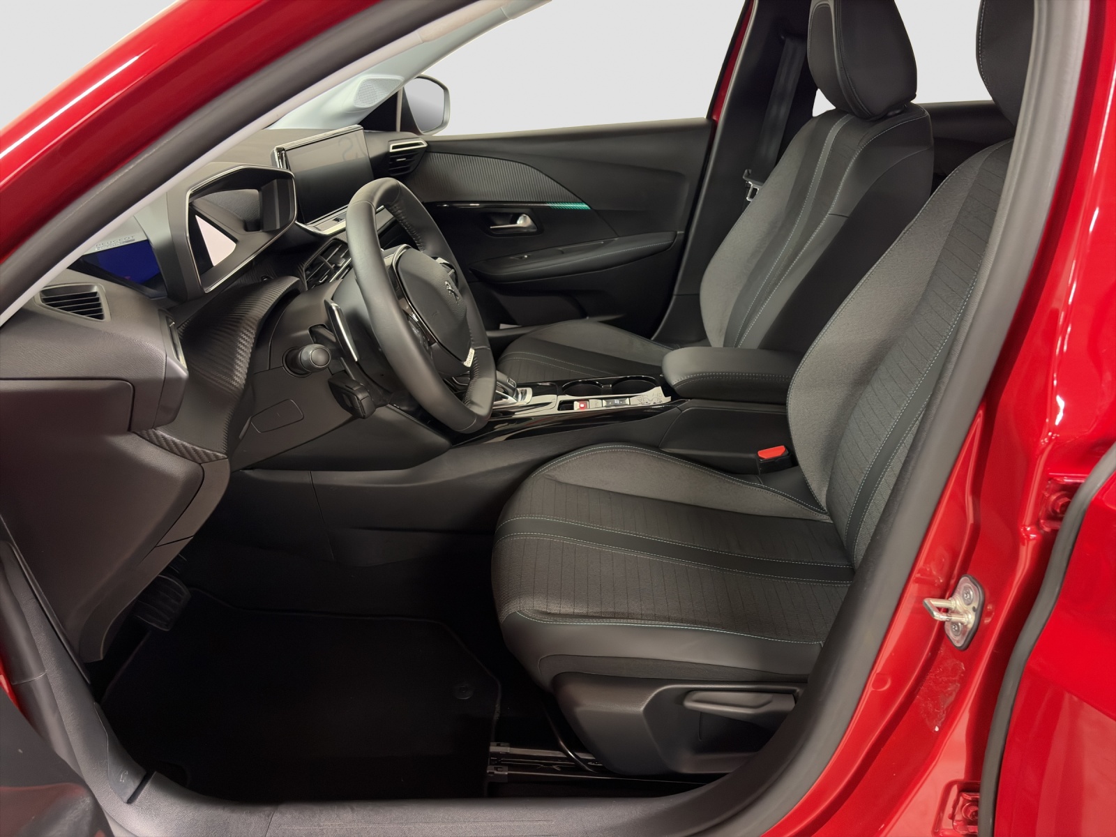 PEUGEOT 208 1.2 PureTech 130 PS Allure Pack-image-5