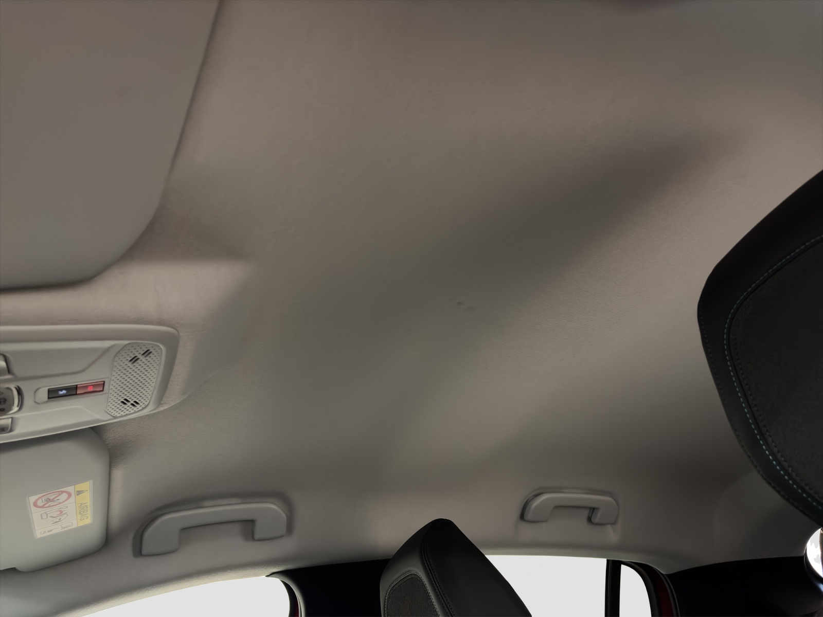 PEUGEOT 208 1.2 PureTech 130 PS Allure Pack-image-6