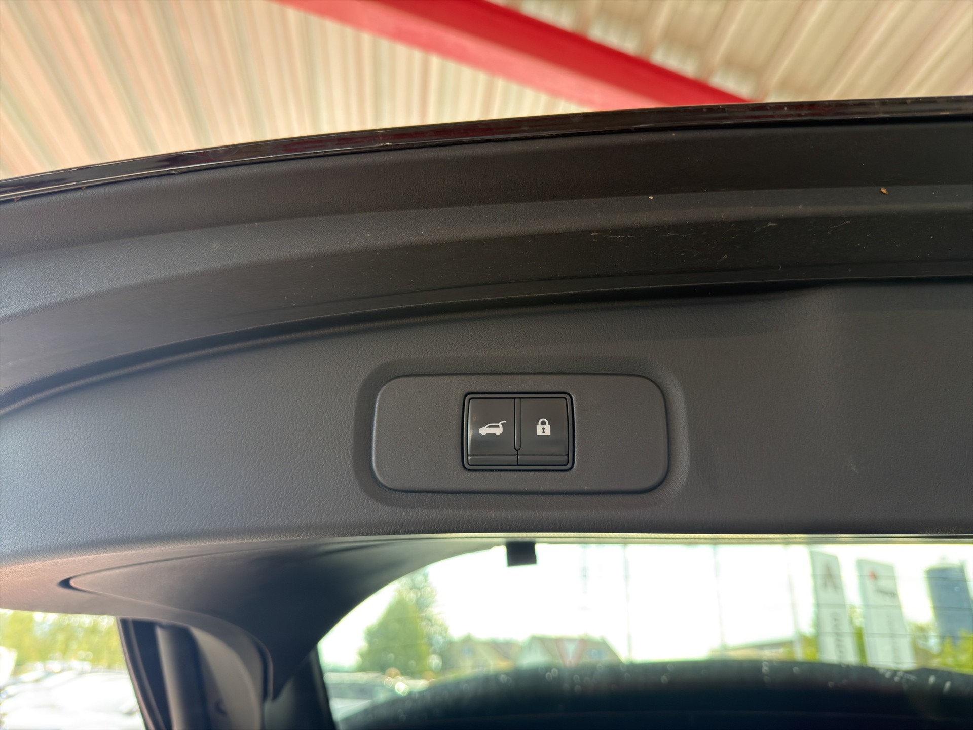 NISSAN Qashqai 1.3 DIG-T Tekna 4x4-image-31