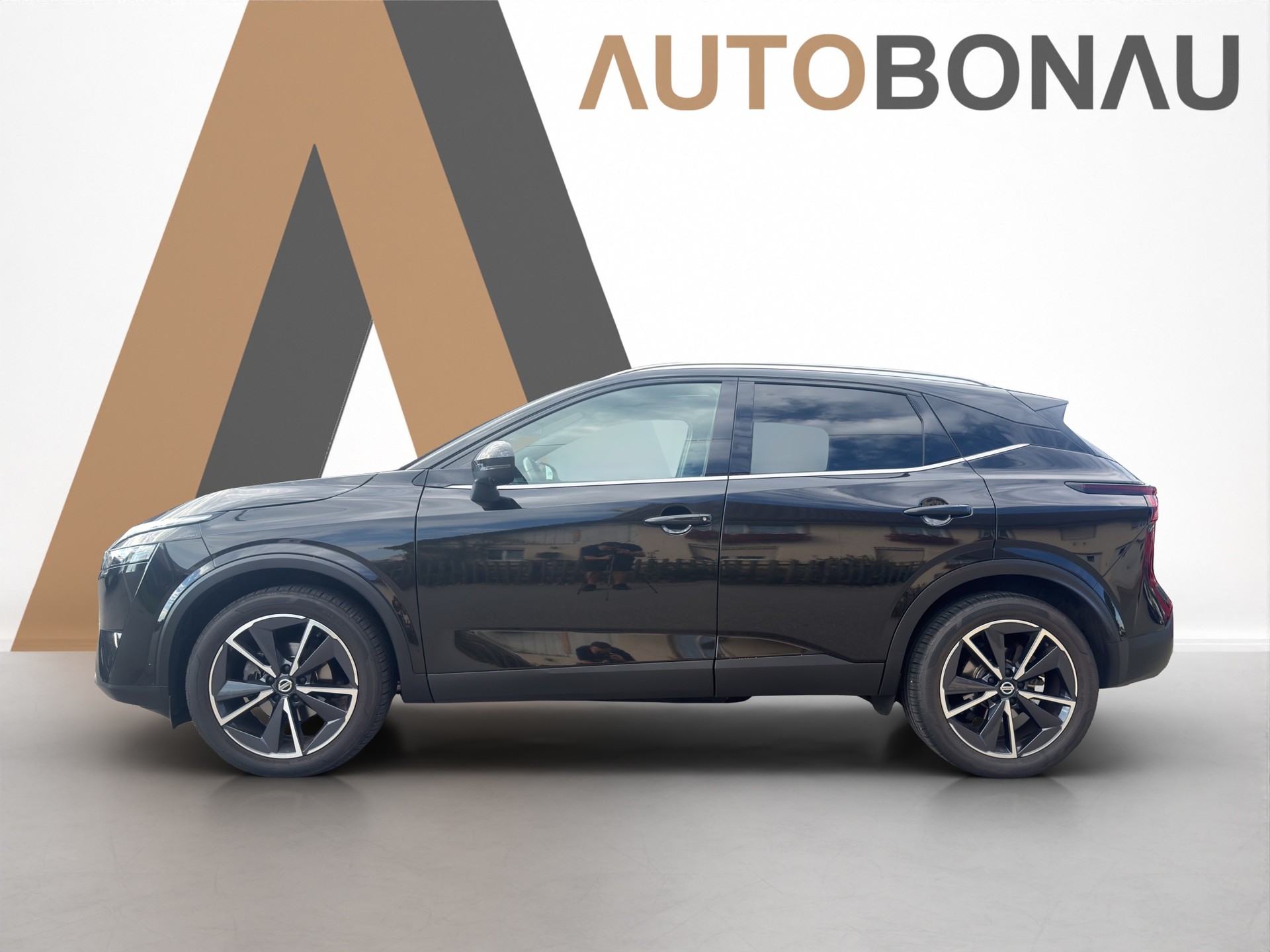 NISSAN Qashqai 1.3 DIG-T Tekna 4x4-image-1