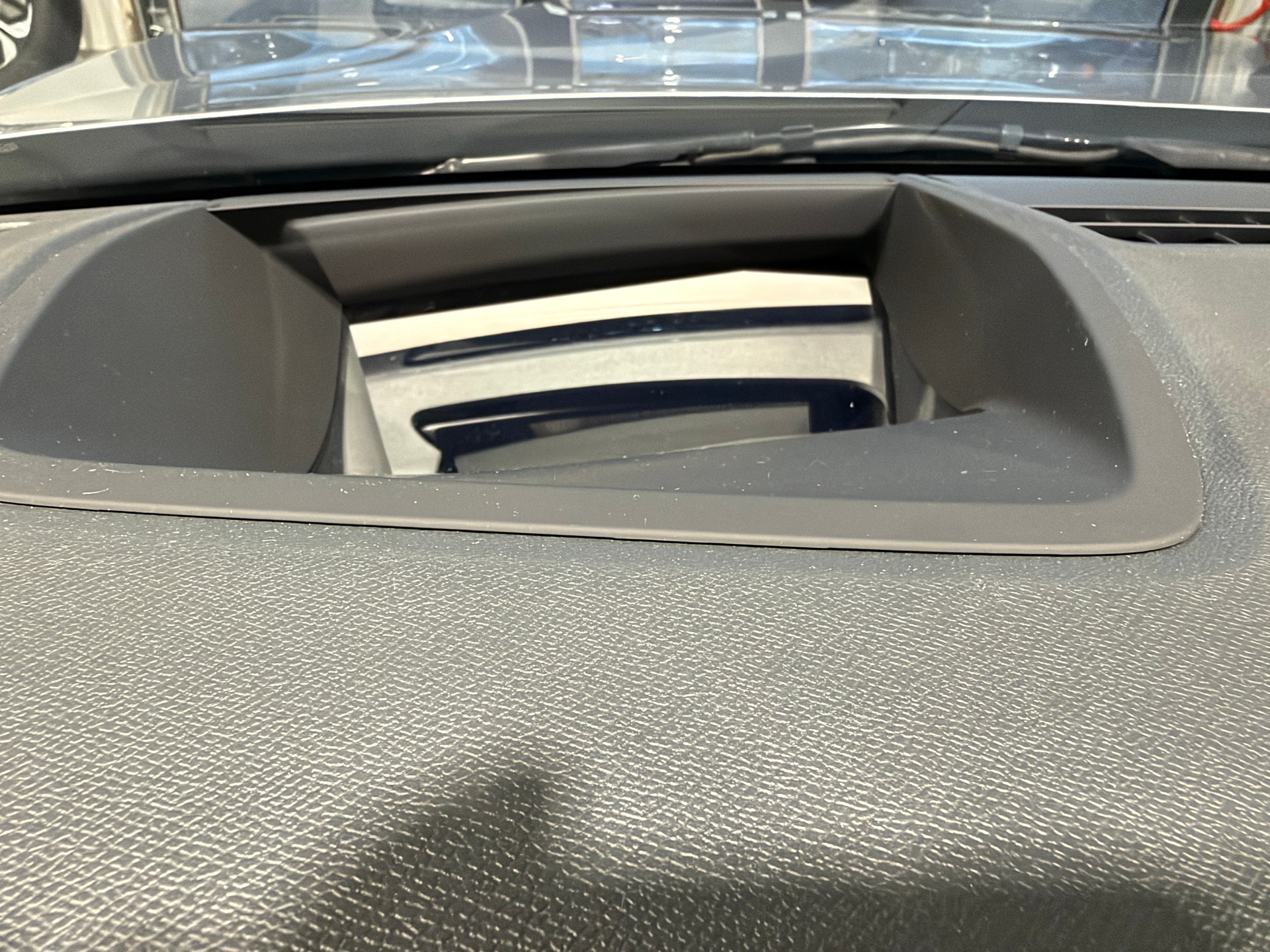 CITROEN C5 X 1.6i PureTech Shine EAT8-image-16