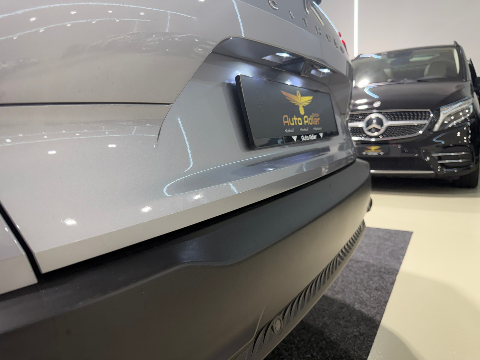 CITROEN C5 X 1.6i PureTech Shine EAT8-image-8