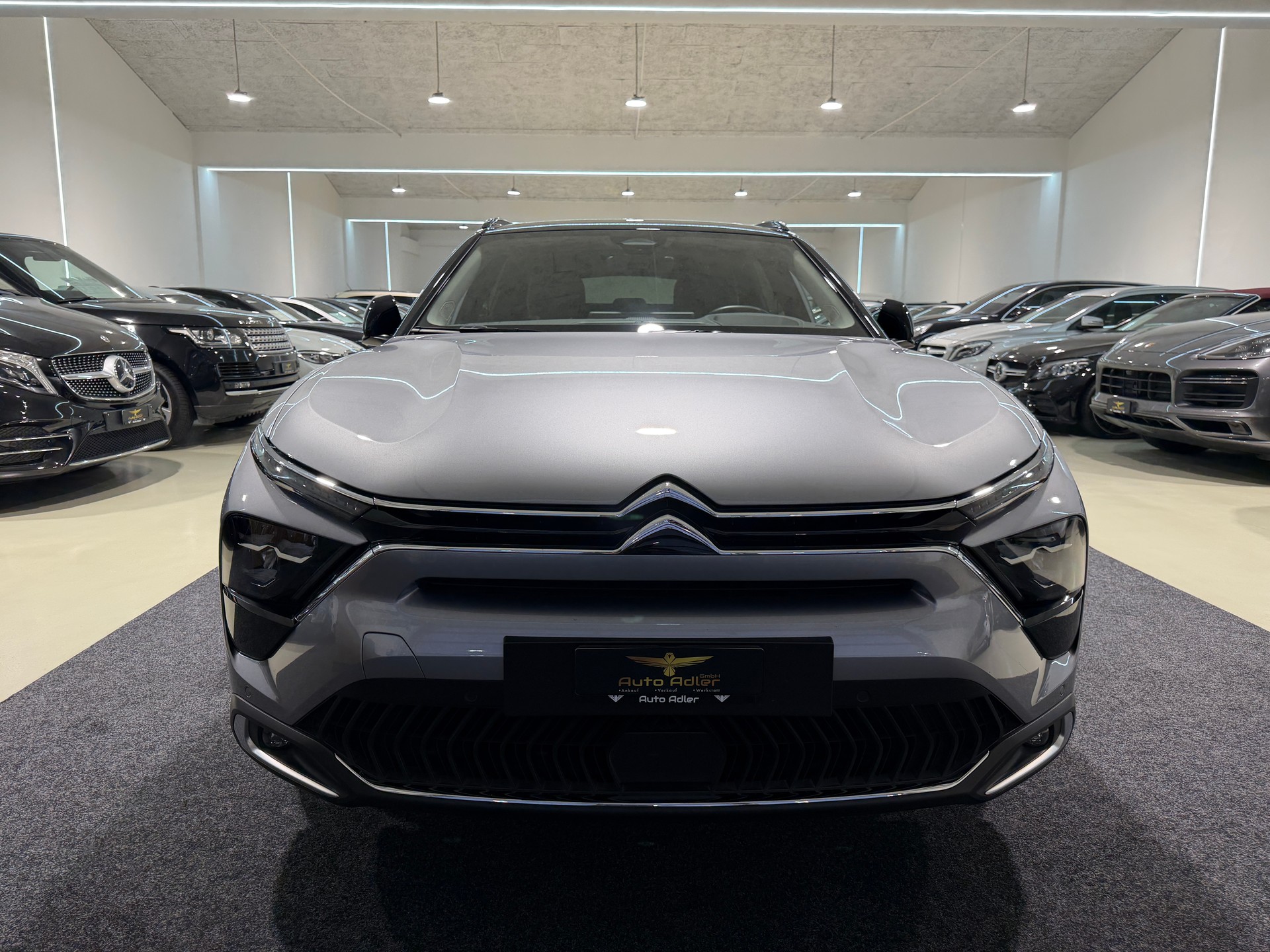 CITROEN C5 X 1.6i PureTech Shine EAT8-image-0