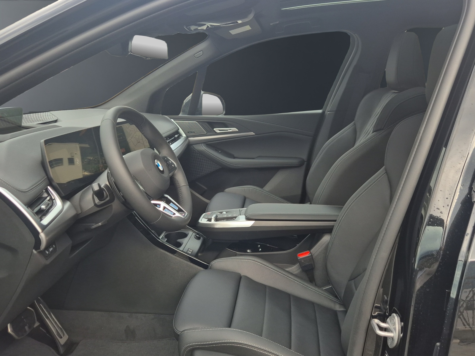 BMW 223i xDrive Active Tourer-image-10