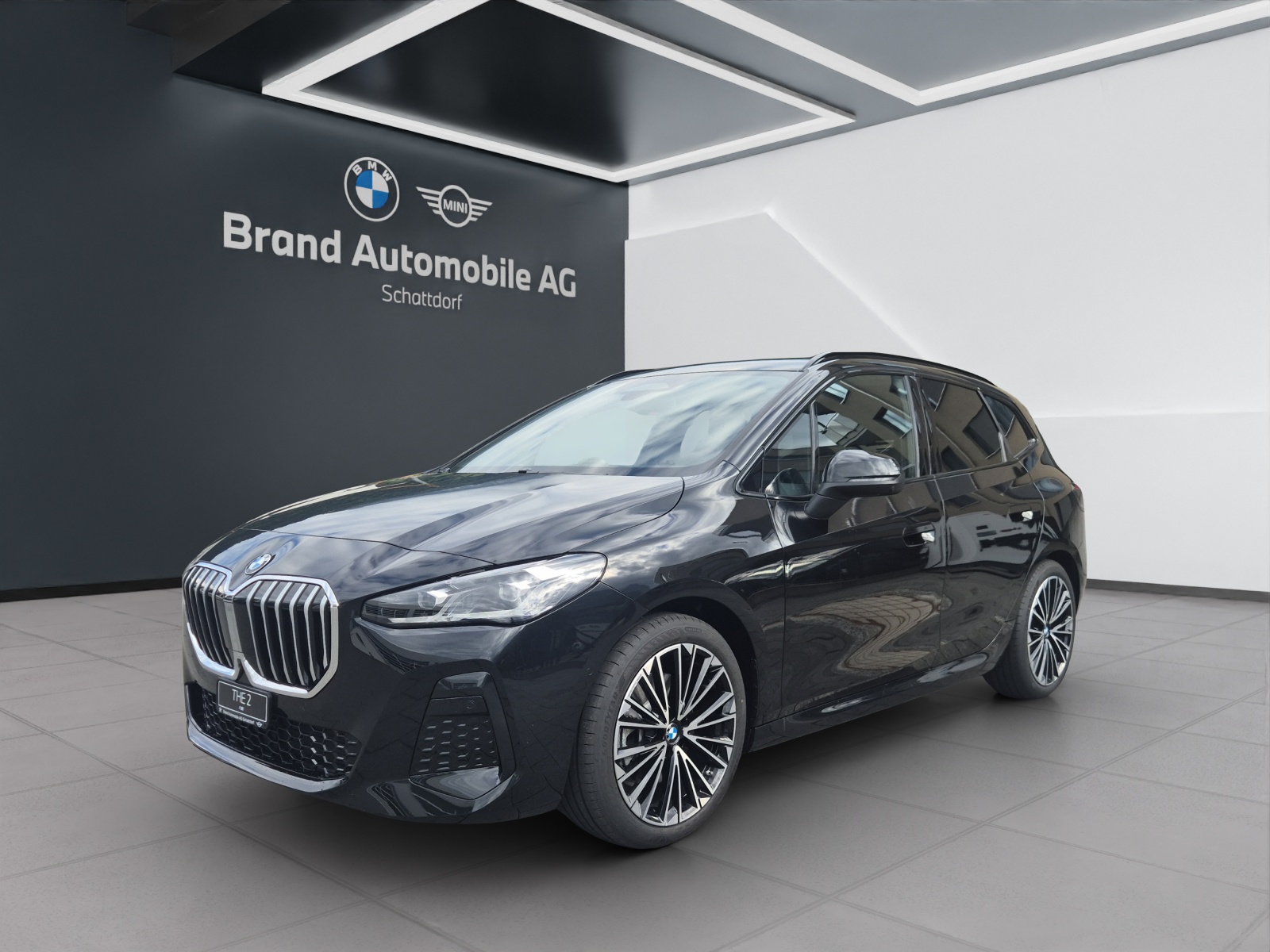 BMW 223i xDrive Active Tourer-image-0