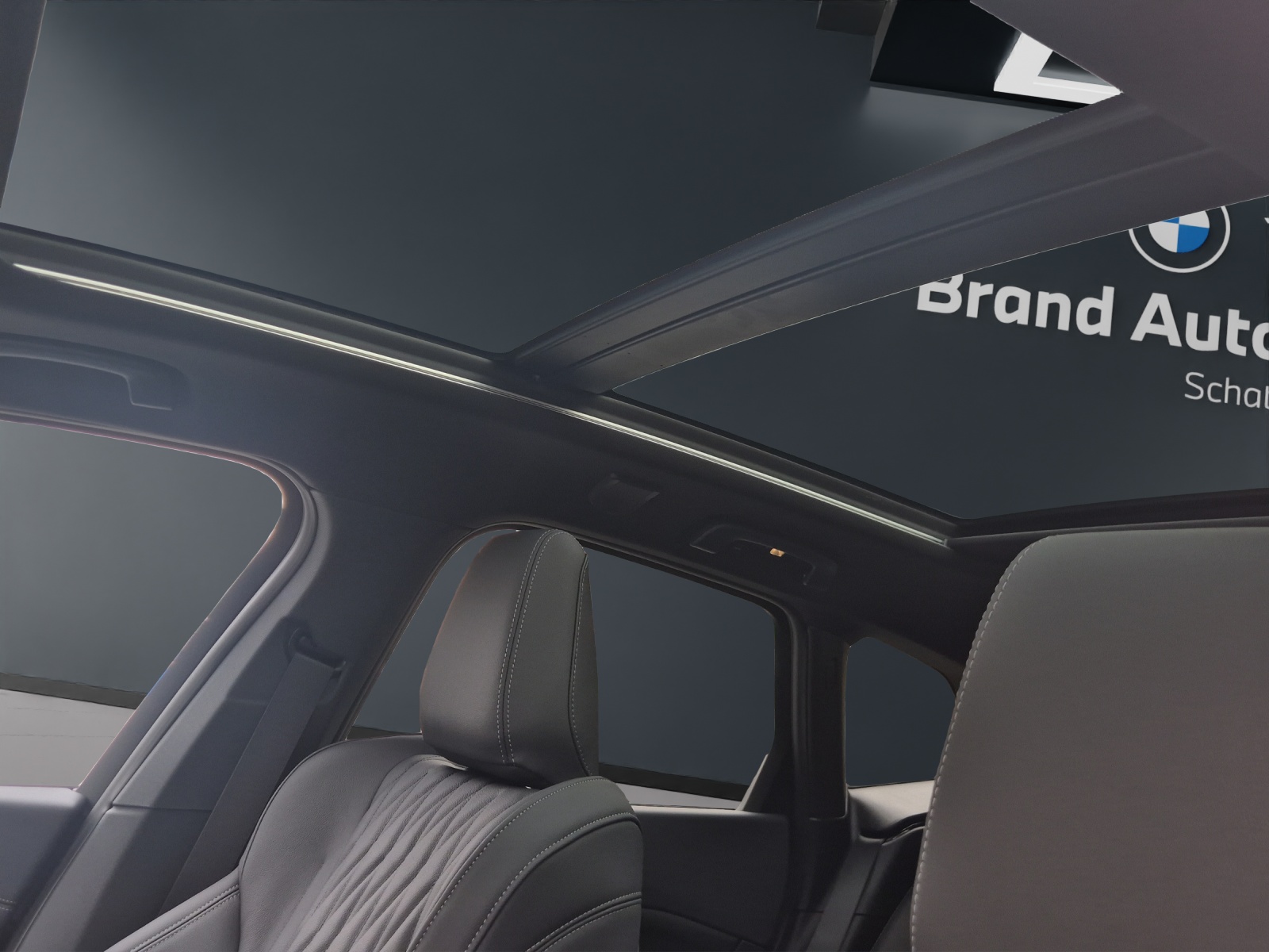 BMW 223i xDrive Active Tourer-image-9