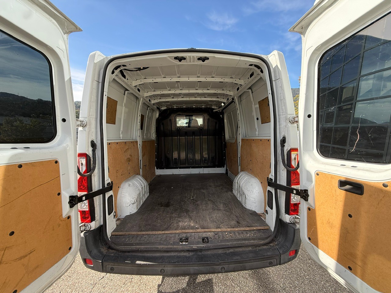 OPEL Movano 2.3 DT 3.3t L1H2 Easytronic-image-9