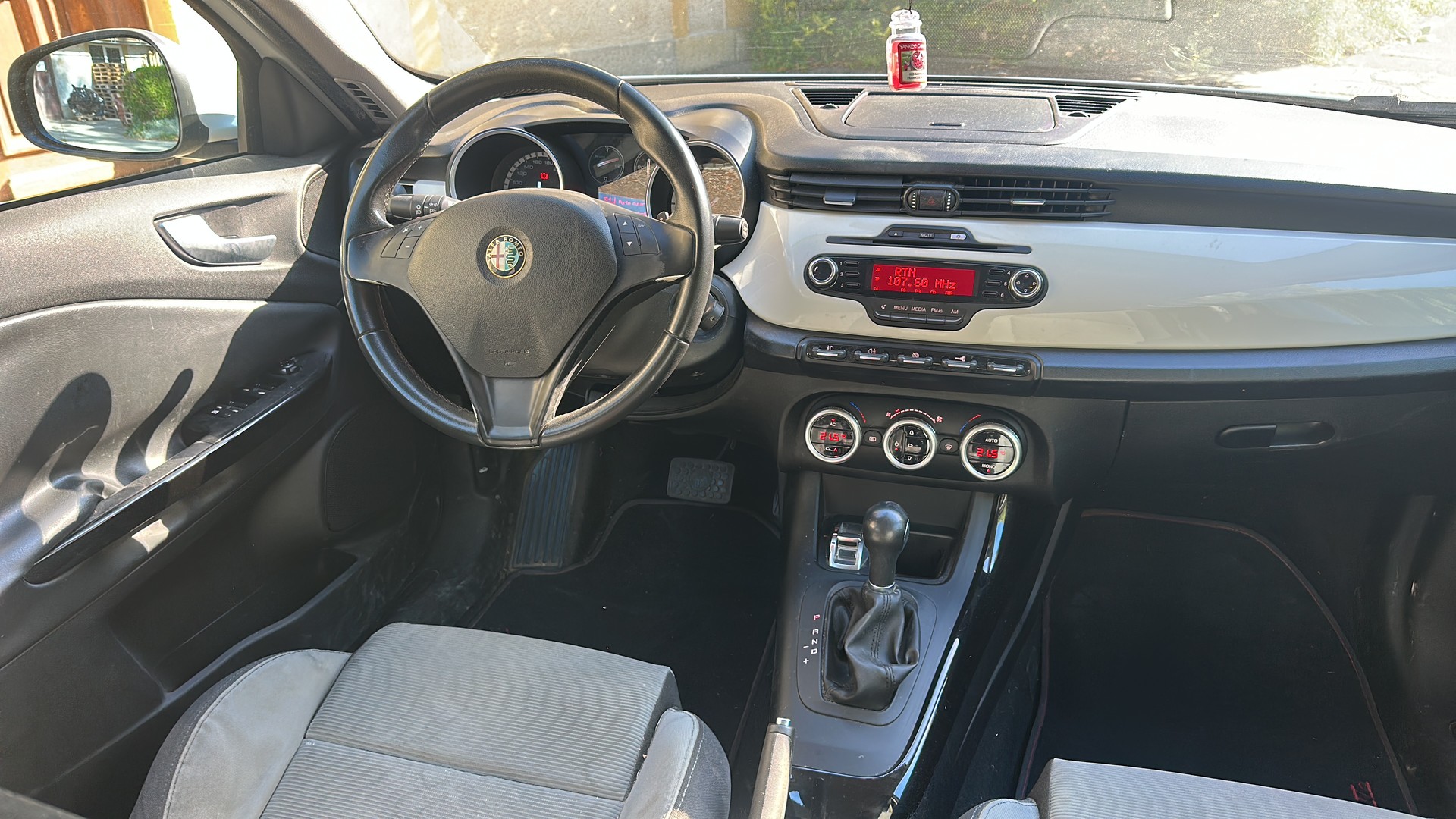ALFA ROMEO Giulietta 1.4 MultiAir Distinctive TCT-image-11