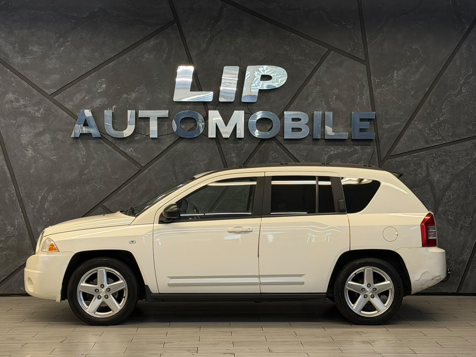 JEEP Compass 2.4 Limited CVT-image-4