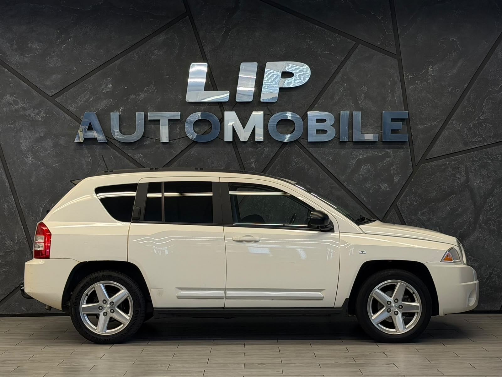 JEEP Compass 2.4 Limited CVT-image-5