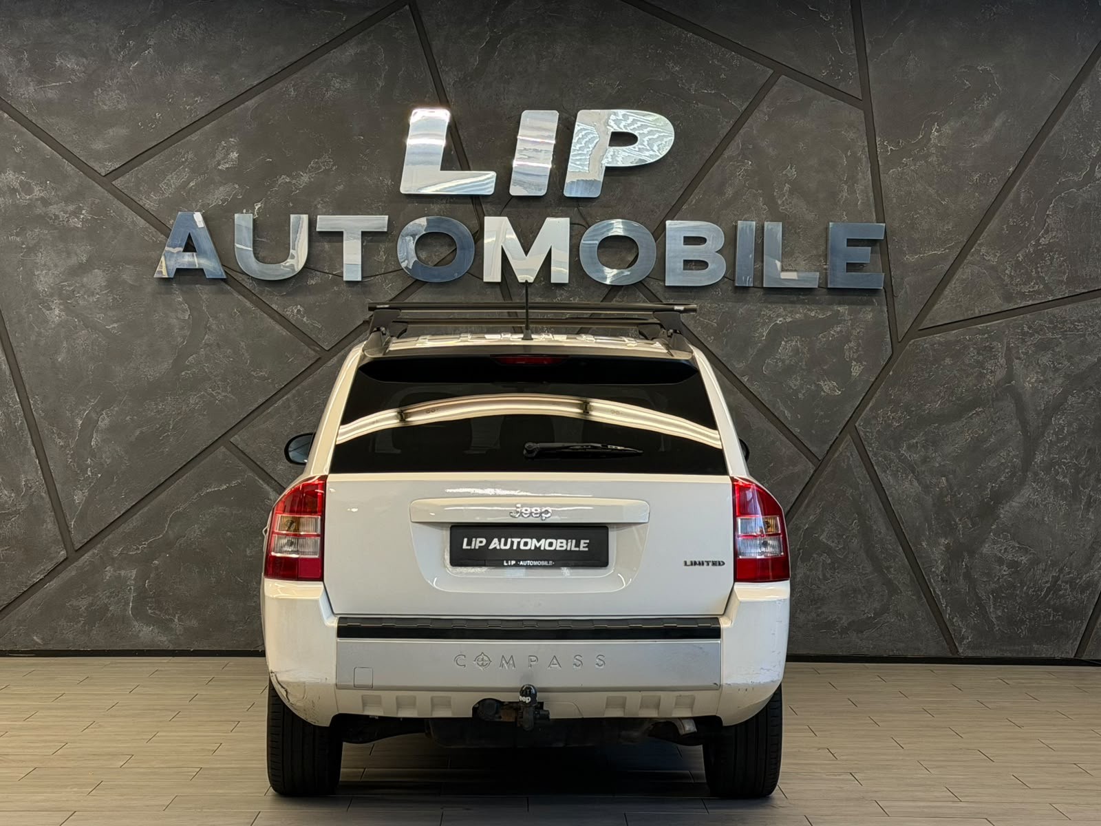 JEEP Compass 2.4 Limited CVT-image-3
