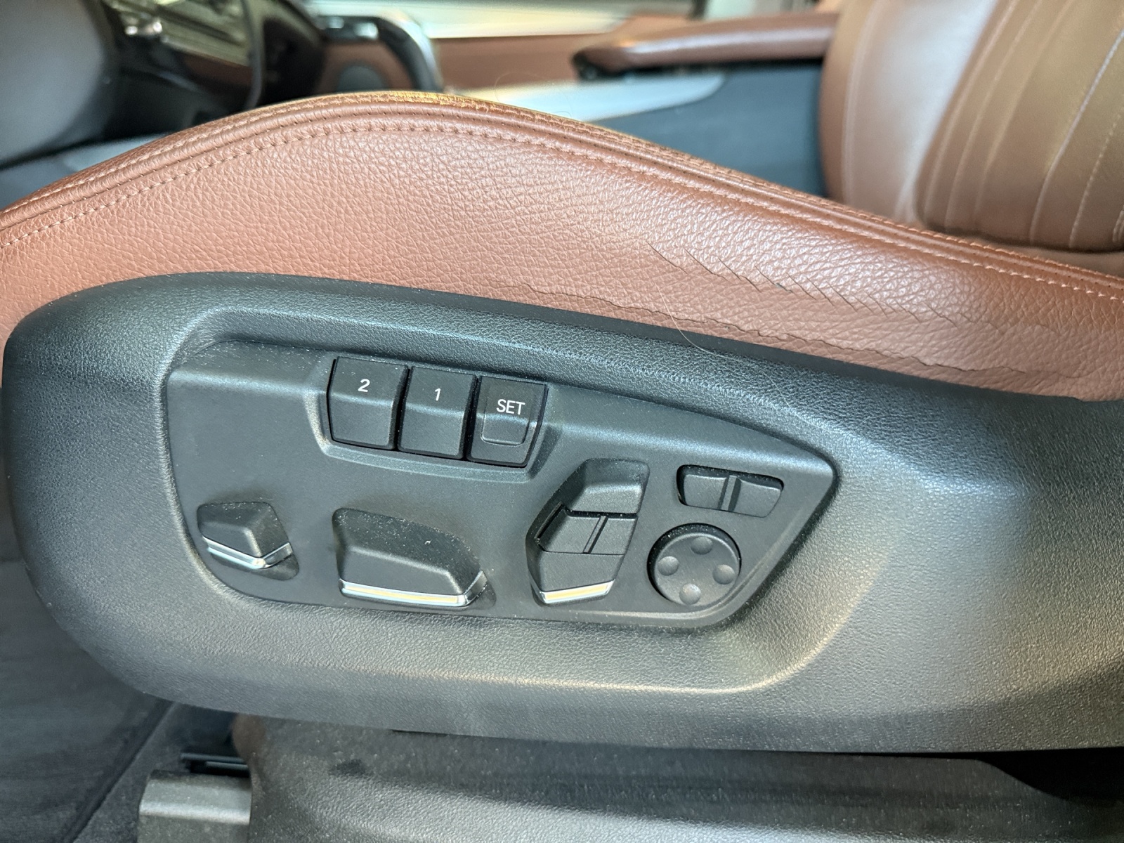 BMW X5 xDrive 30d Steptronic-image-17