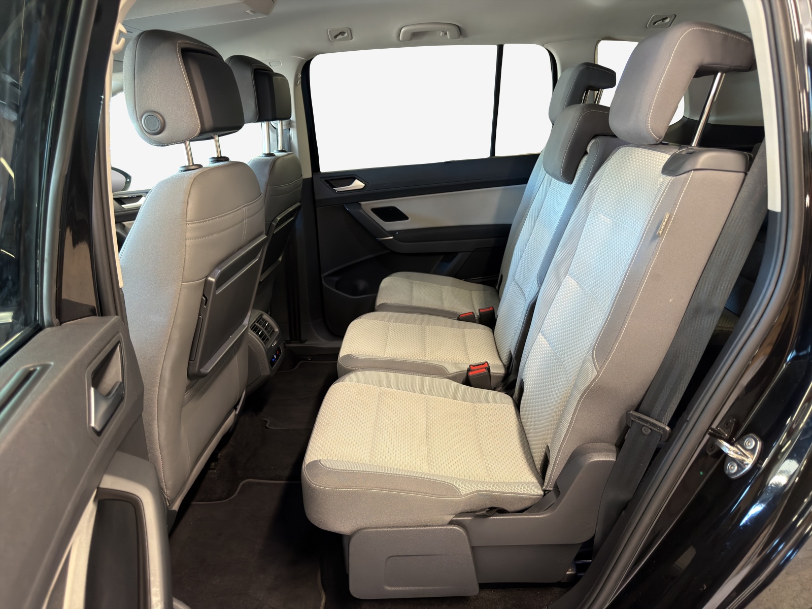 VW Touran 1.5 TSI EVO Comfortline DSG-image-11