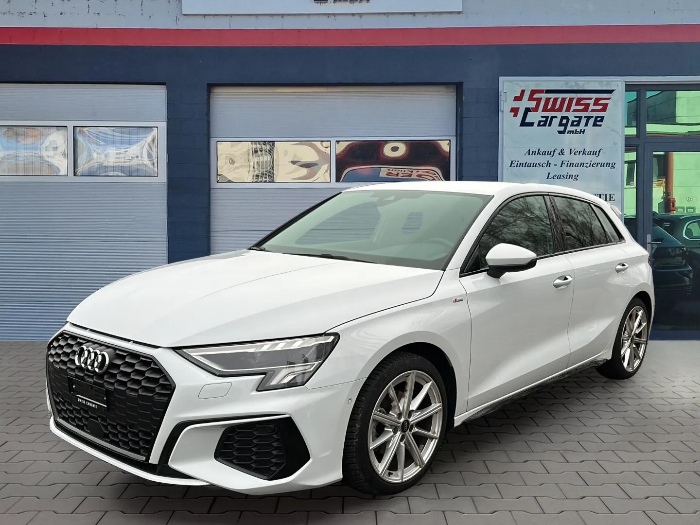 AUDI A3 Sportback 35 TFSI S line S-tronic-image-3
