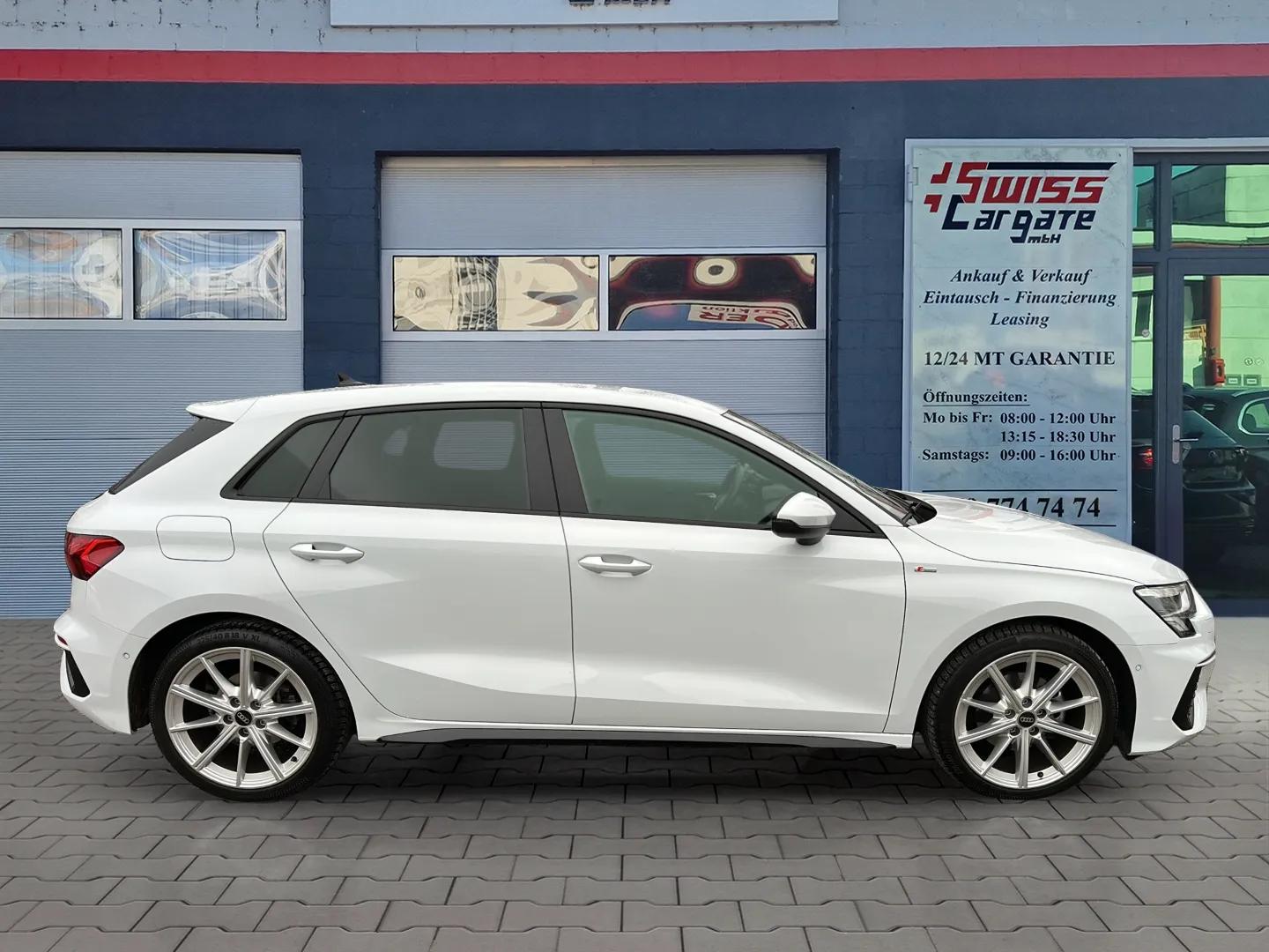 AUDI A3 Sportback 35 TFSI S line S-tronic-image-8