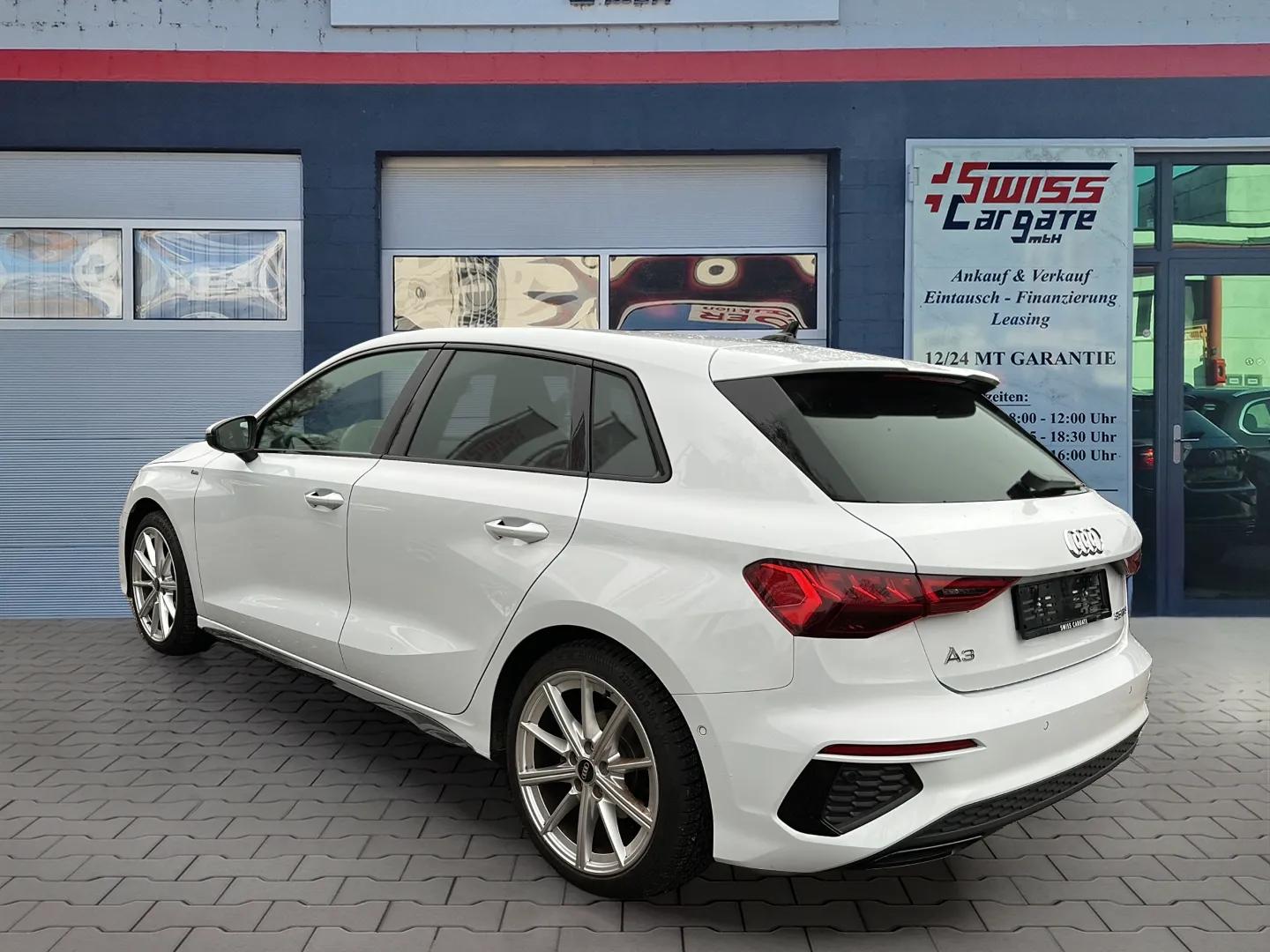 AUDI A3 Sportback 35 TFSI S line S-tronic-image-5
