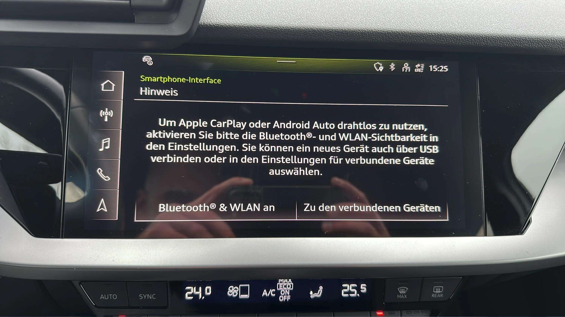 AUDI A3 Sportback 35 TFSI S line S-tronic-image-17