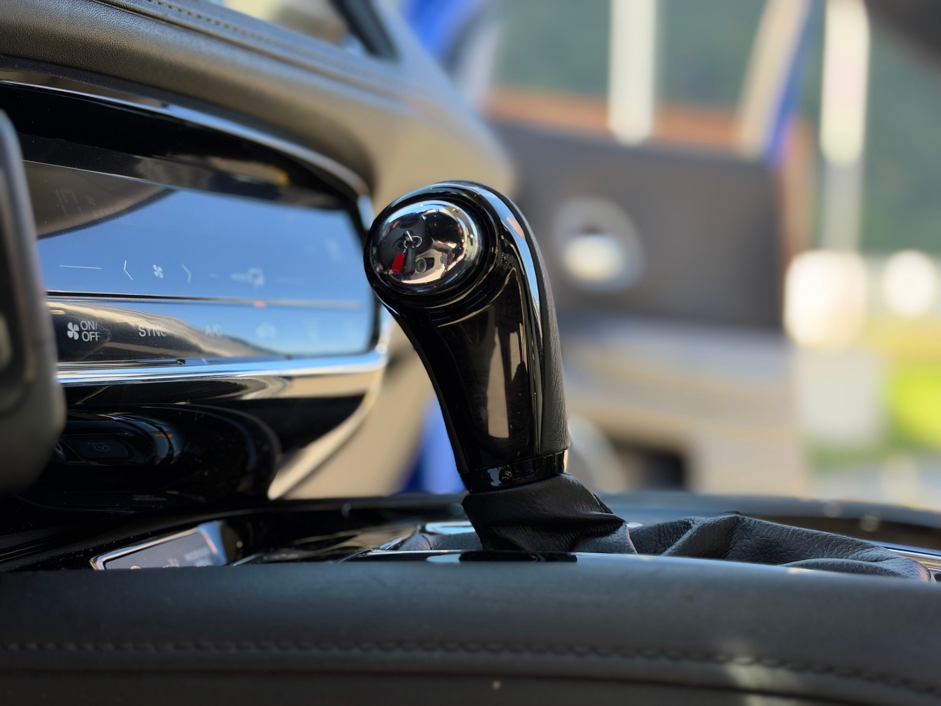 HONDA HR-V 1.5i-VTEC Elegance CVT-image-18