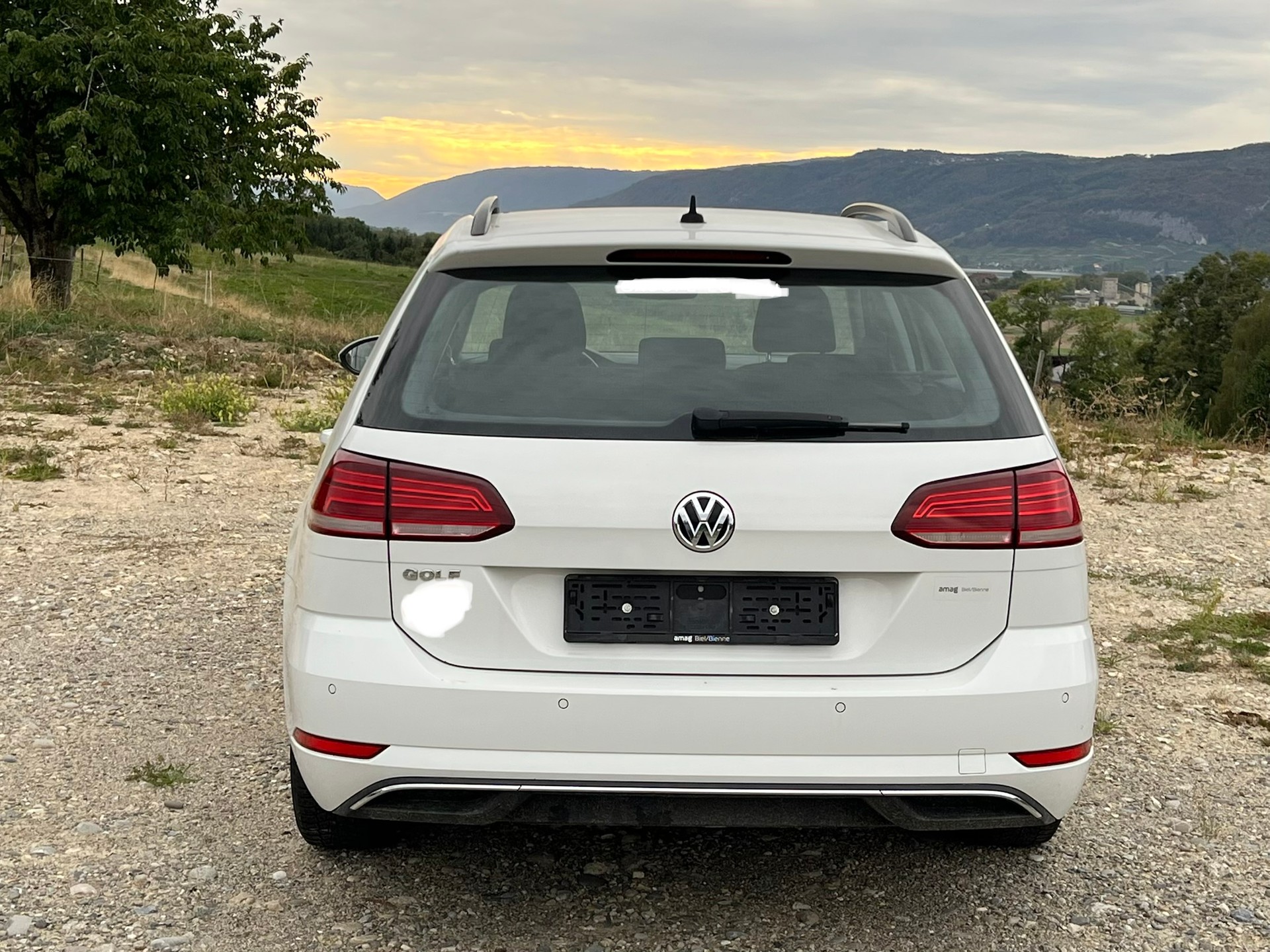 VW Golf Variant 1.6 TDI Comfortline DSG-image-4