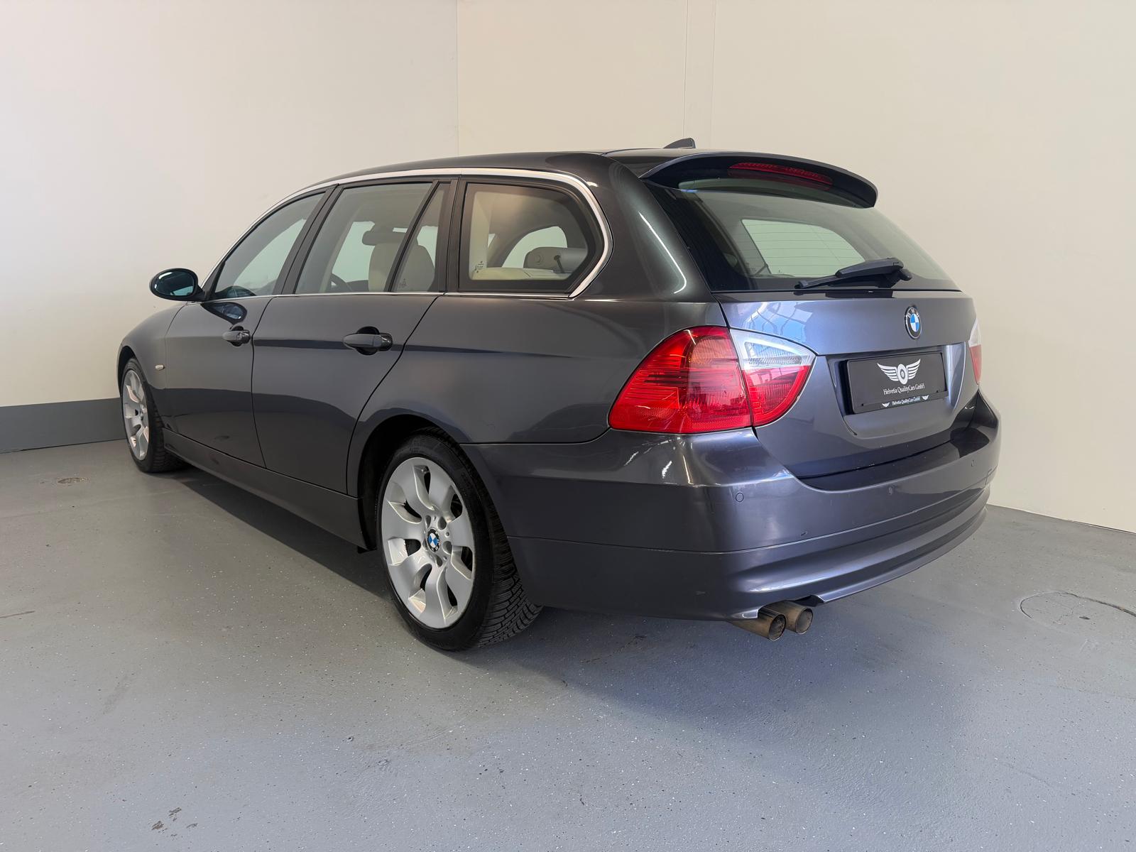 BMW 325xi Touring more4you-image-9