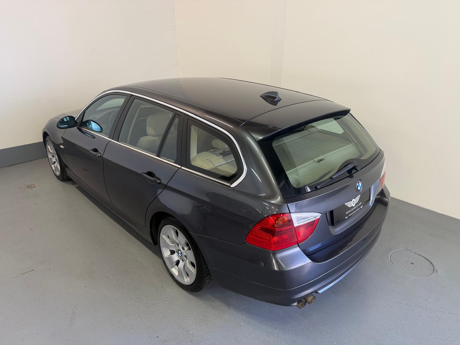 BMW 325xi Touring more4you-image-7