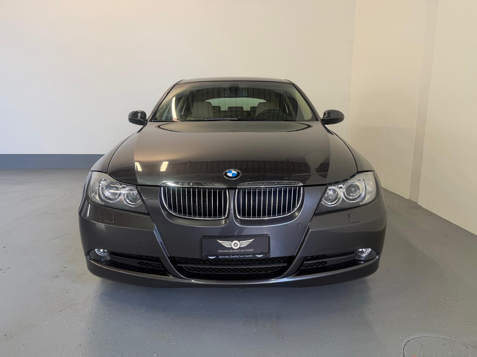 BMW 325xi Touring more4you-image-4