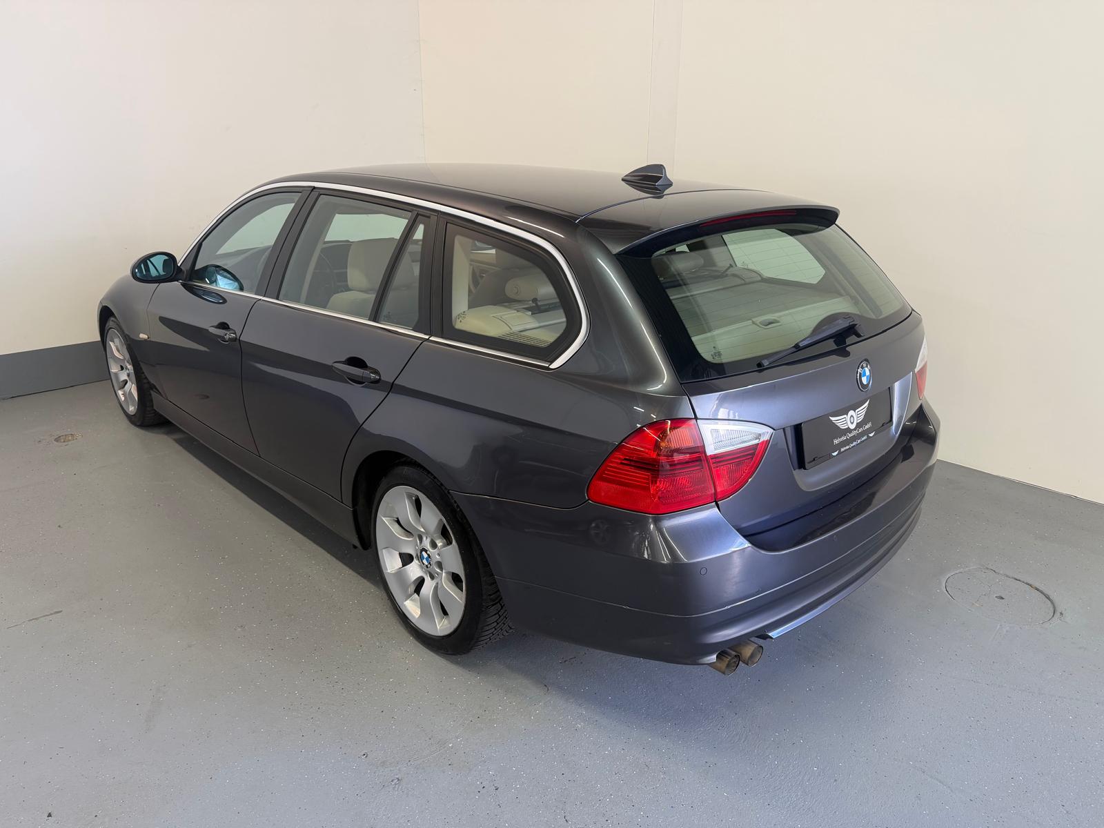 BMW 325xi Touring more4you-image-8