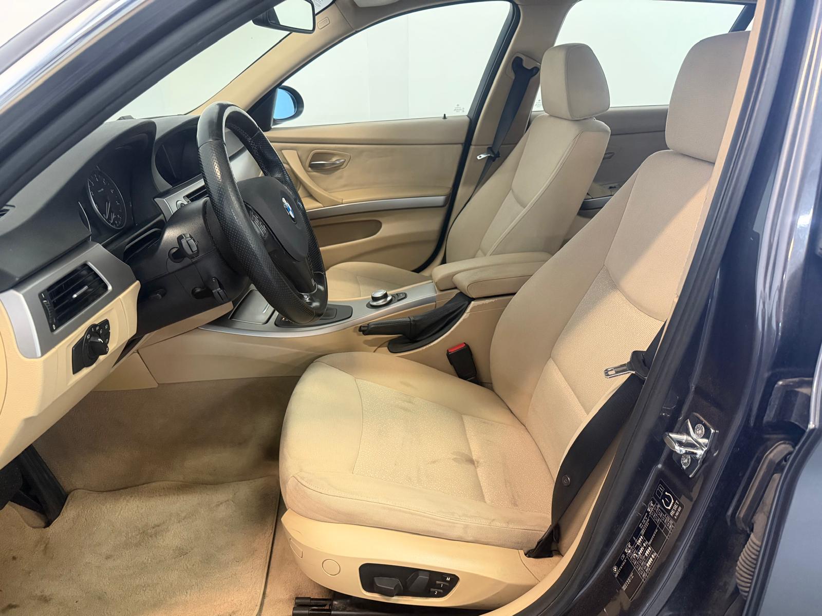 BMW 325xi Touring more4you-image-15