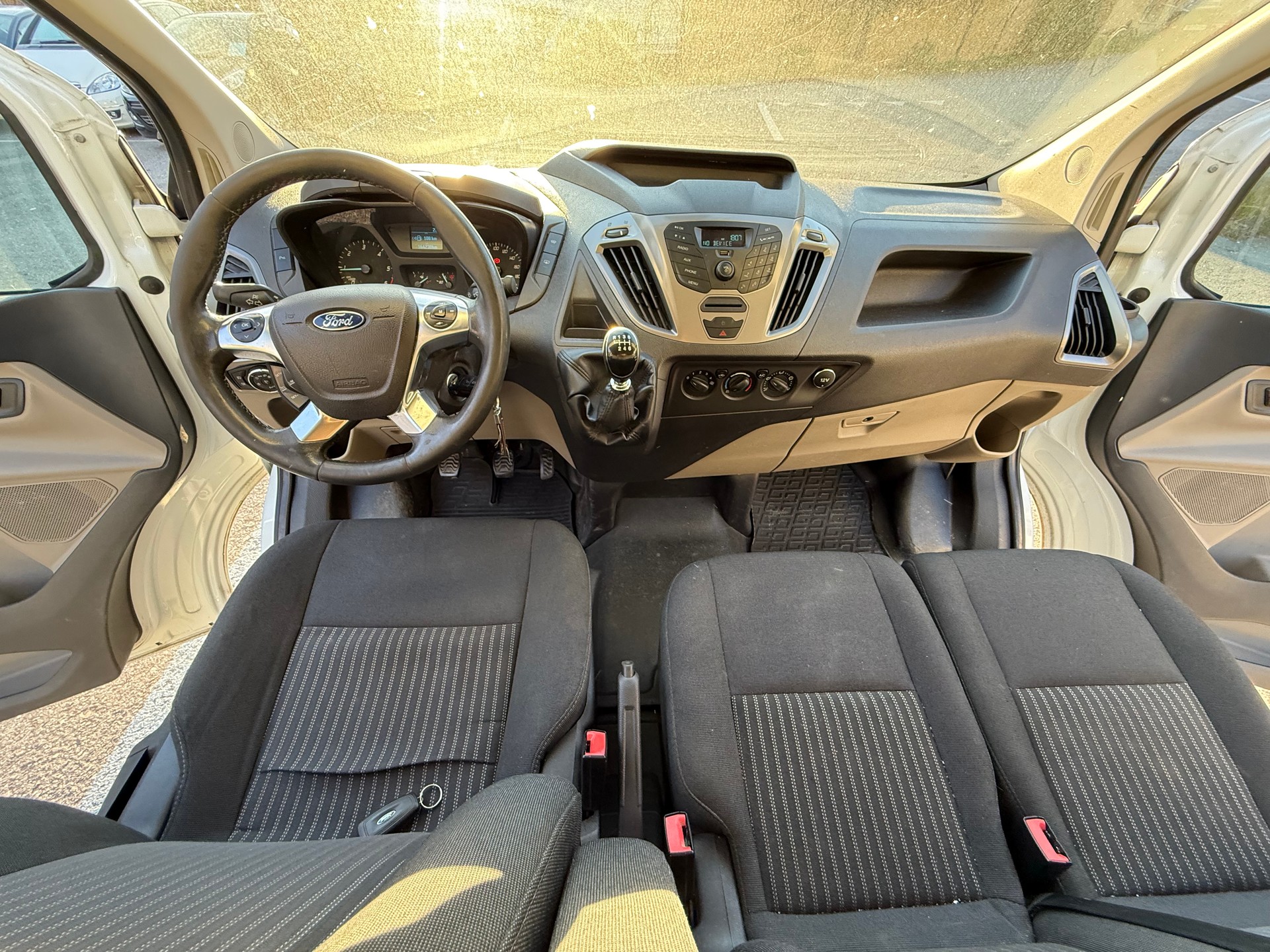 FORD Tourneo Custom 300 L2H1 Trend-image-23