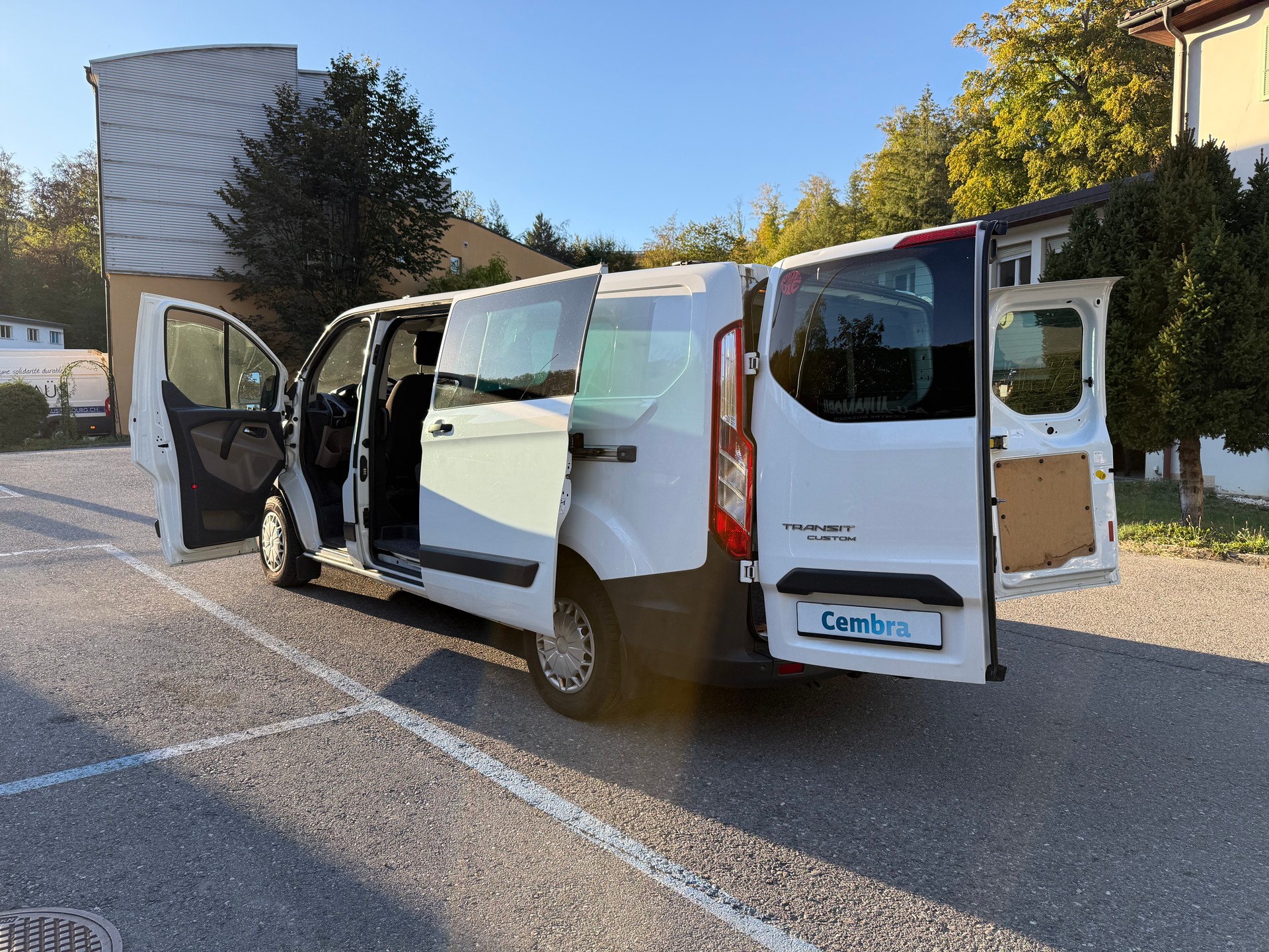 FORD Tourneo Custom 300 L2H1 Trend-image-16