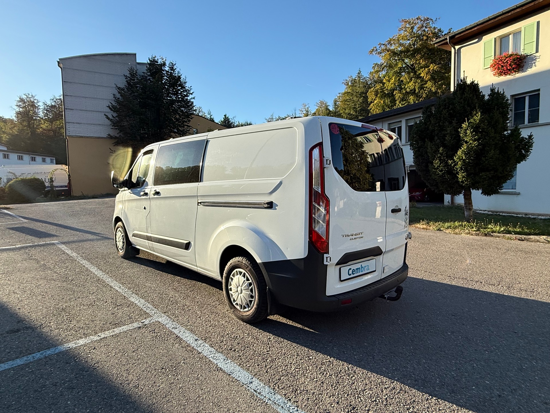FORD Tourneo Custom 300 L2H1 Trend-image-4