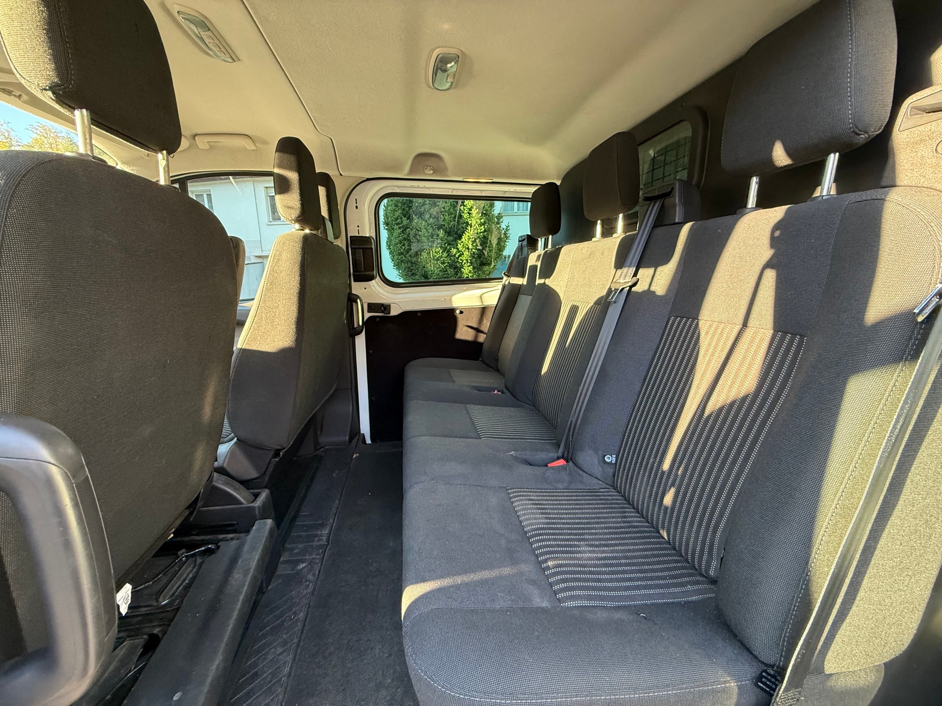 FORD Tourneo Custom 300 L2H1 Trend-image-9