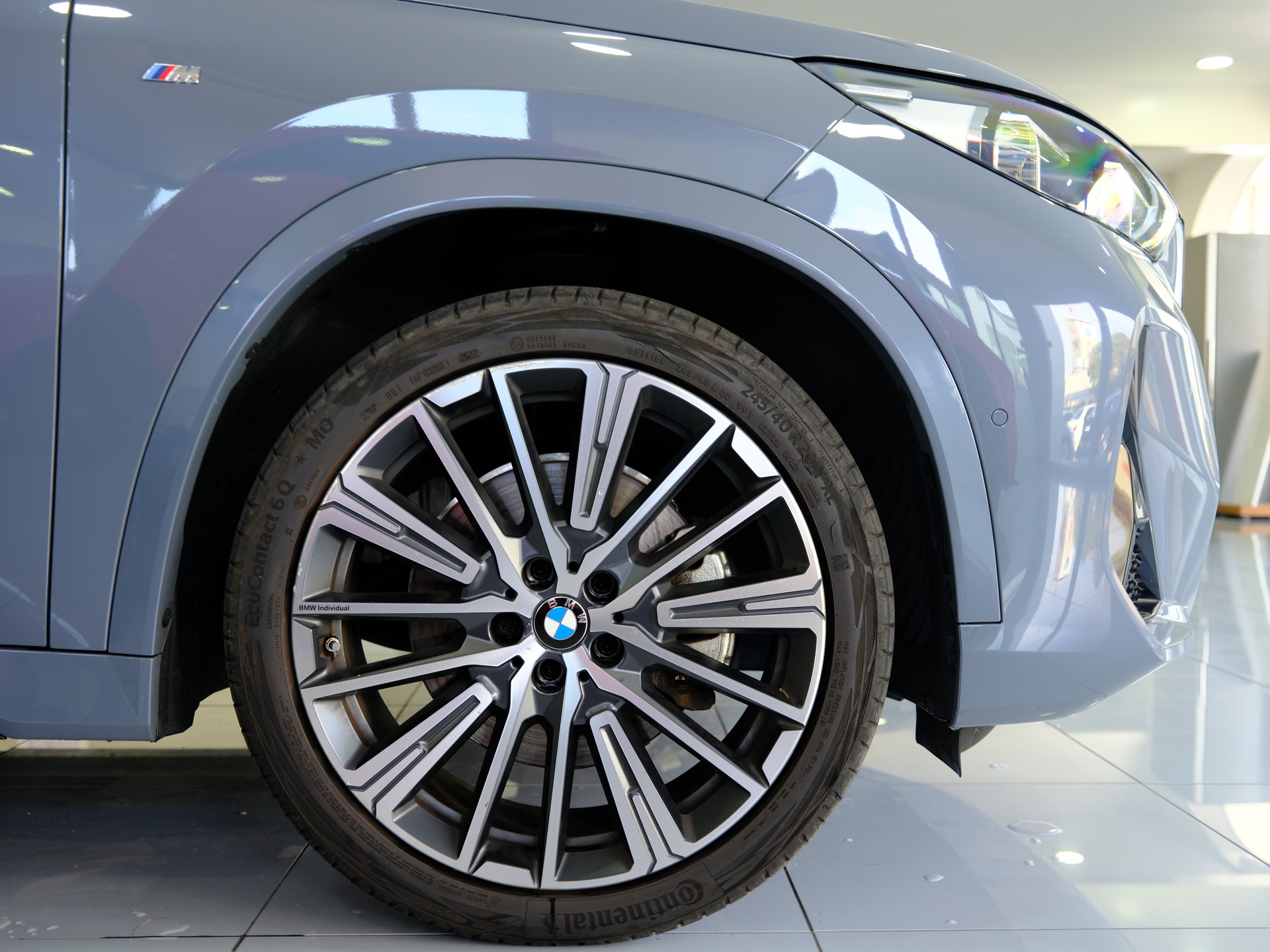 BMW X1 xDrive 23d 48V M Sport *360° Kamera* *Panoramadach*-image-8