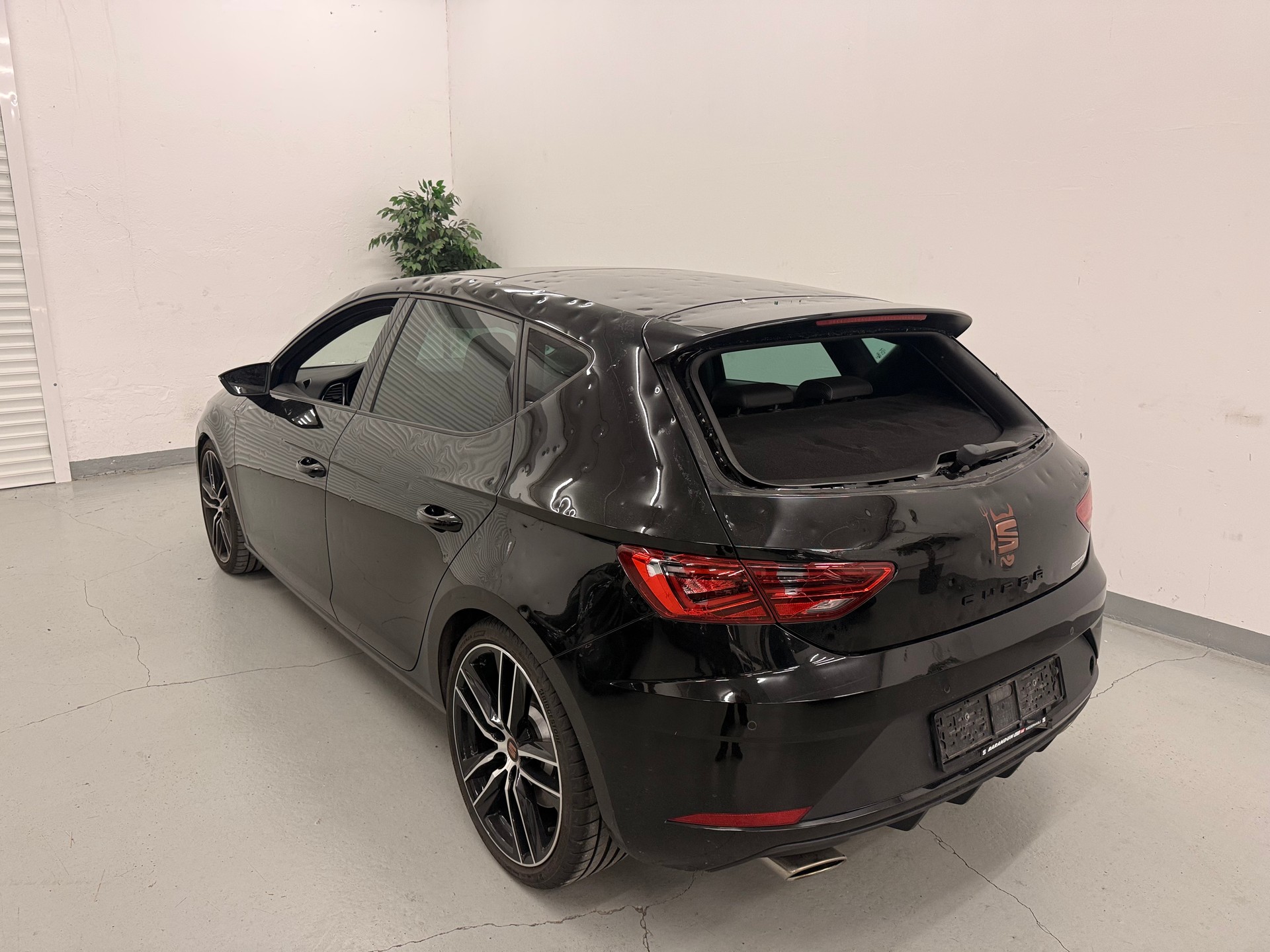 SEAT Leon 2.0 TSI Cupra 290 DSG-image-5
