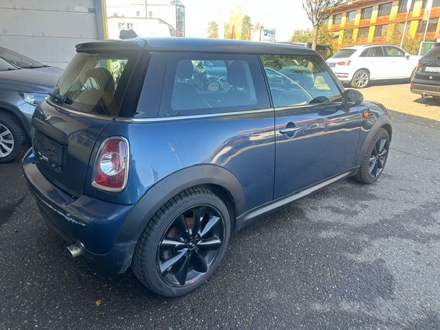 MINI One-image-3