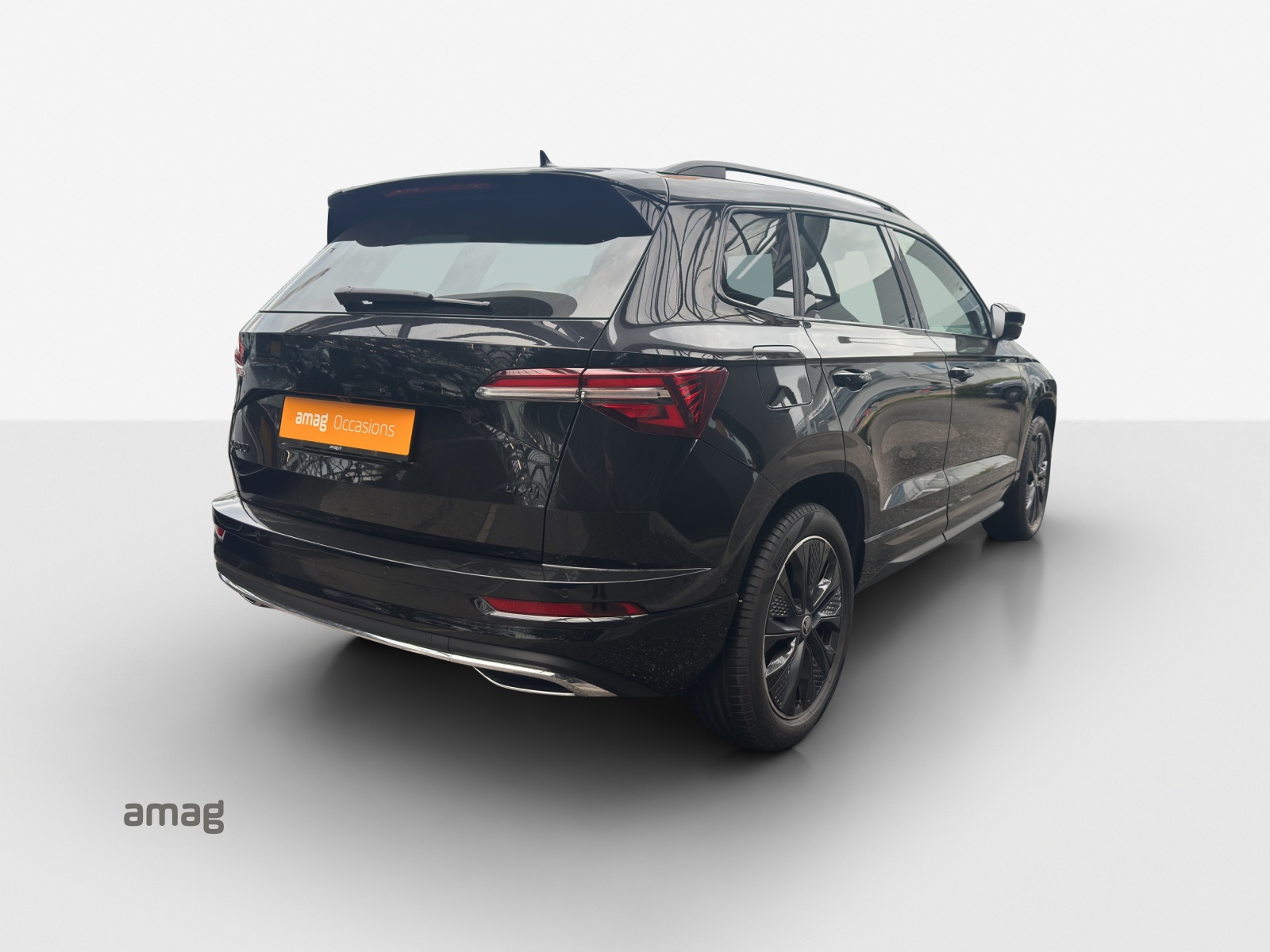 SKODA Karoq 2.0 TSI SportLine 4x4 DSG-image-4