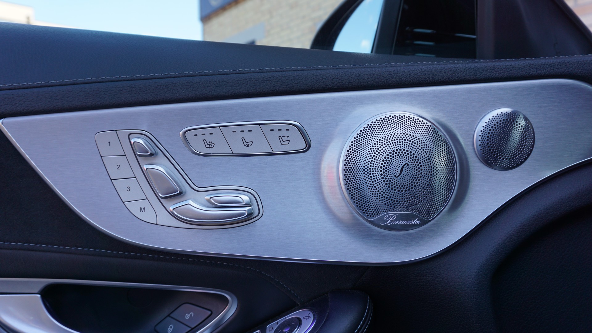 MERCEDES-BENZ C 63 AMG Cabriolet-image-22