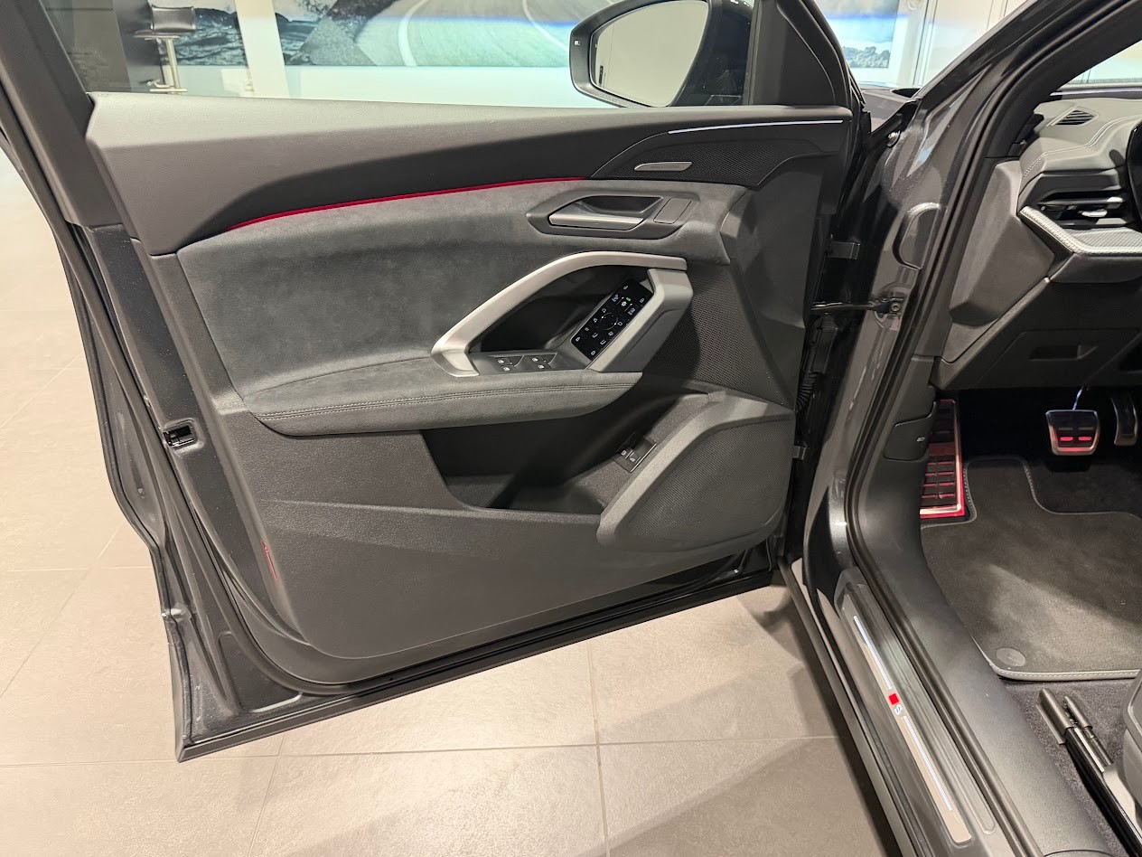 AUDI Q5 Sportback e-hybrid quattro 270 kW S-tronic-image-2