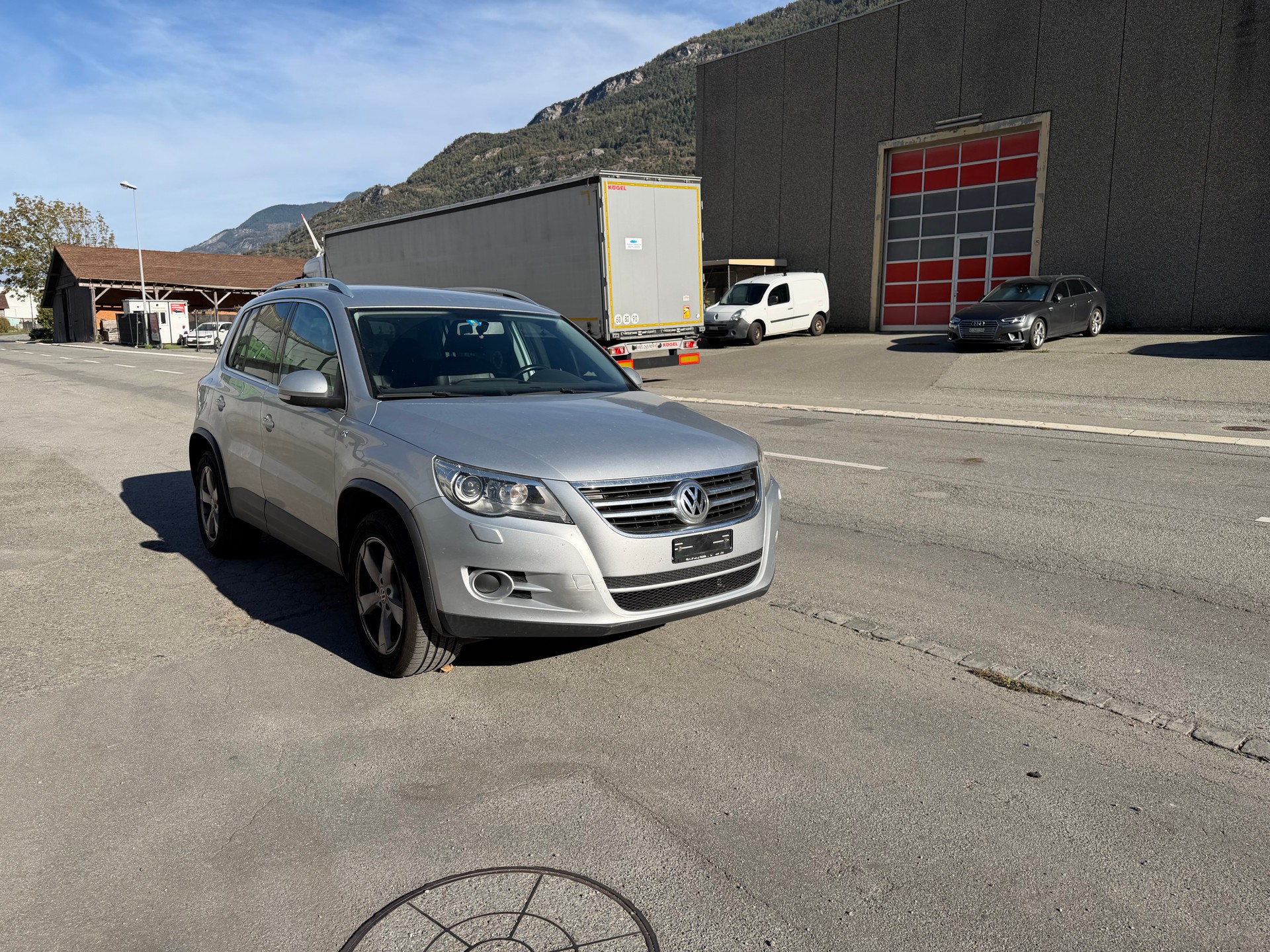 VW Tiguan 2.0 TSI Track&Field-image-4