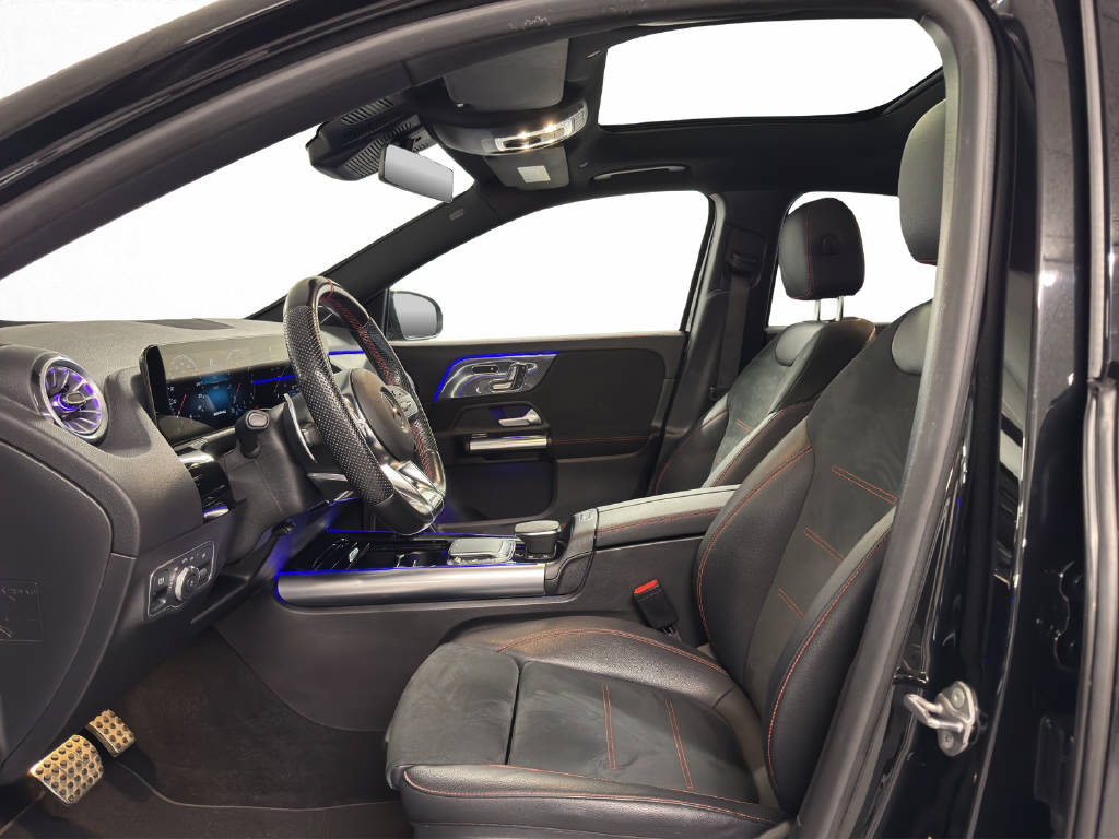 MERCEDES-BENZ GLA 45 S AMG 4Matic+-image-10